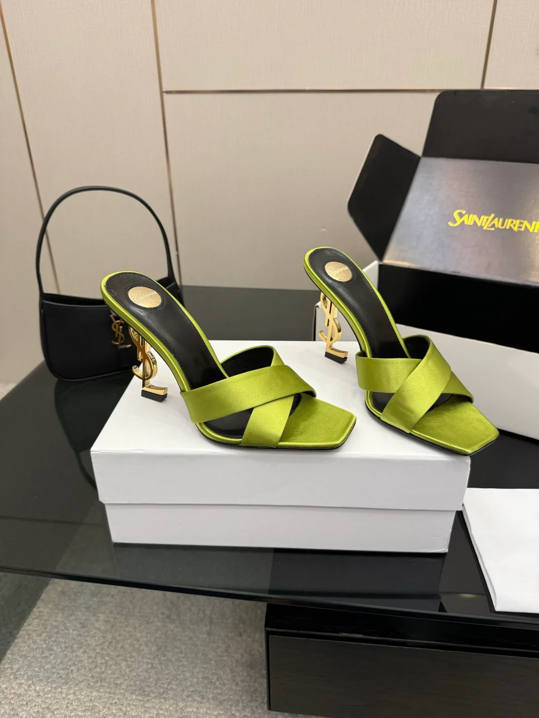 Босоножки Женские Saint Laurent 11336488