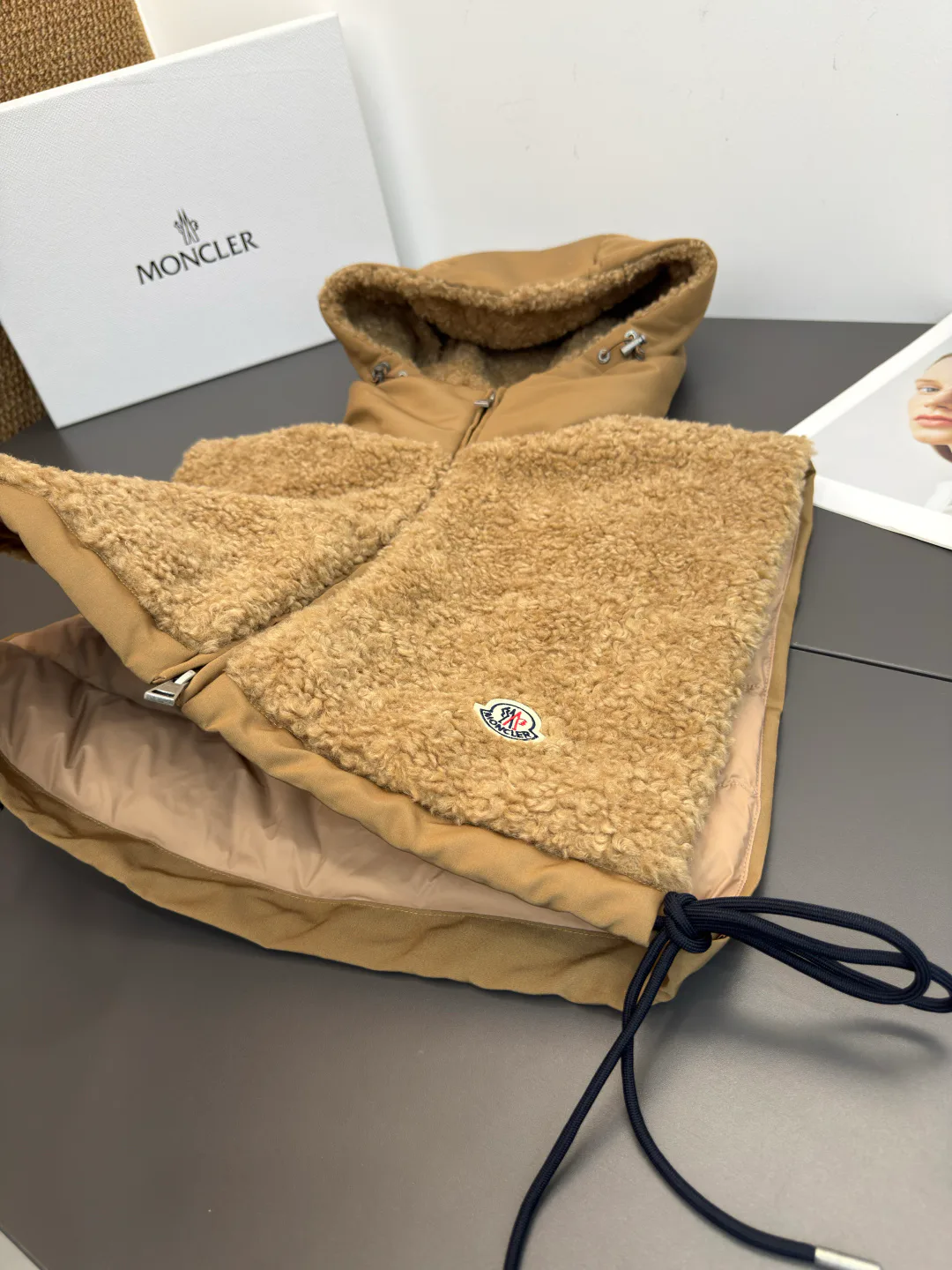 Куртки И Пуховики Женские Moncler 18816439