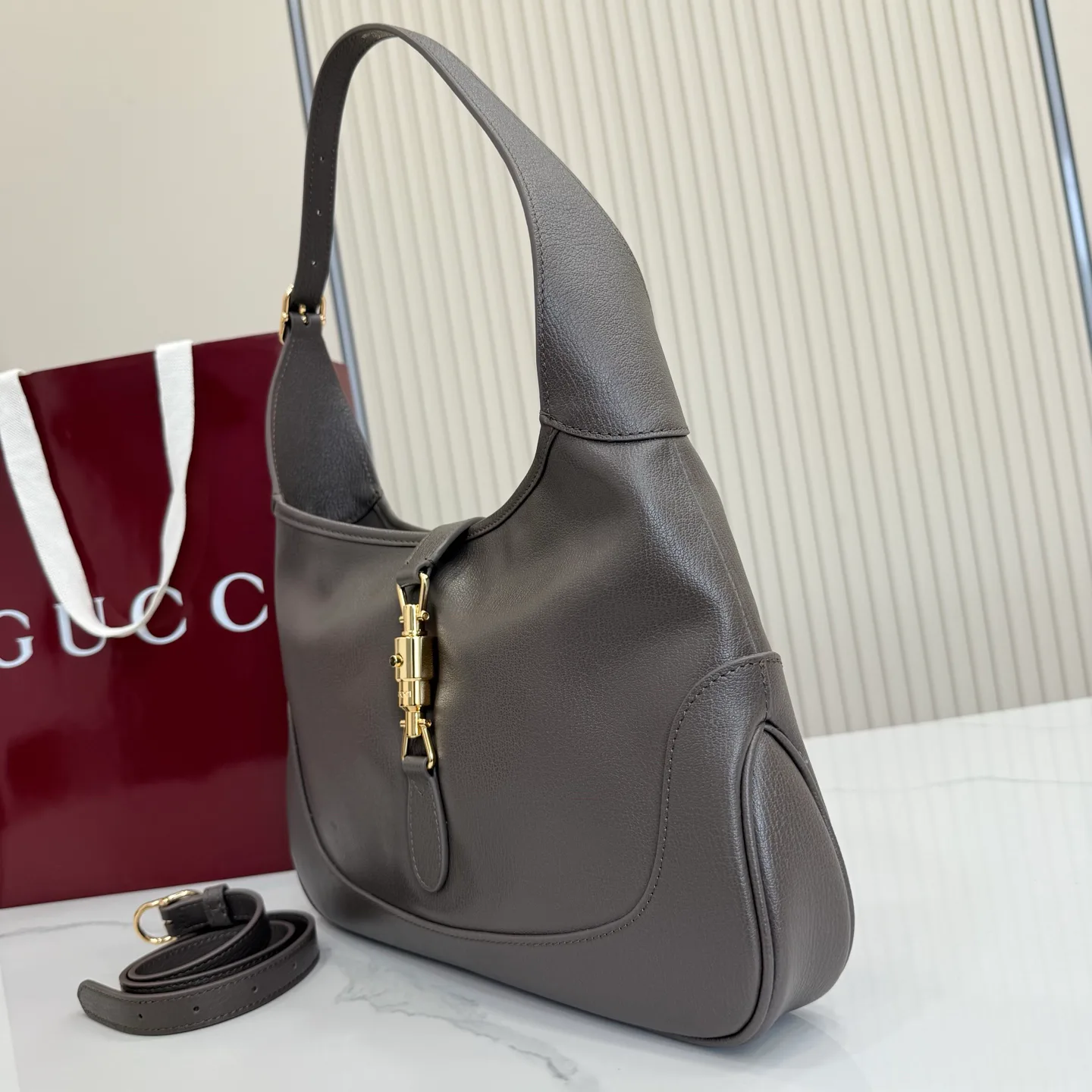 Классические Сумки Женские Gucci 17574145