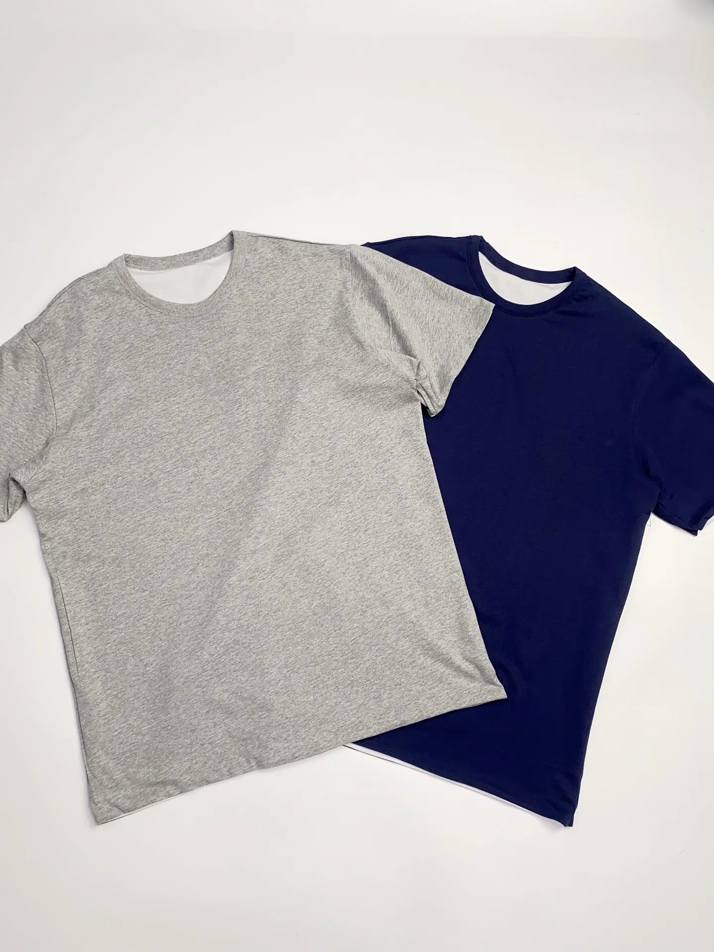 Футболки Женские Prada 1258899