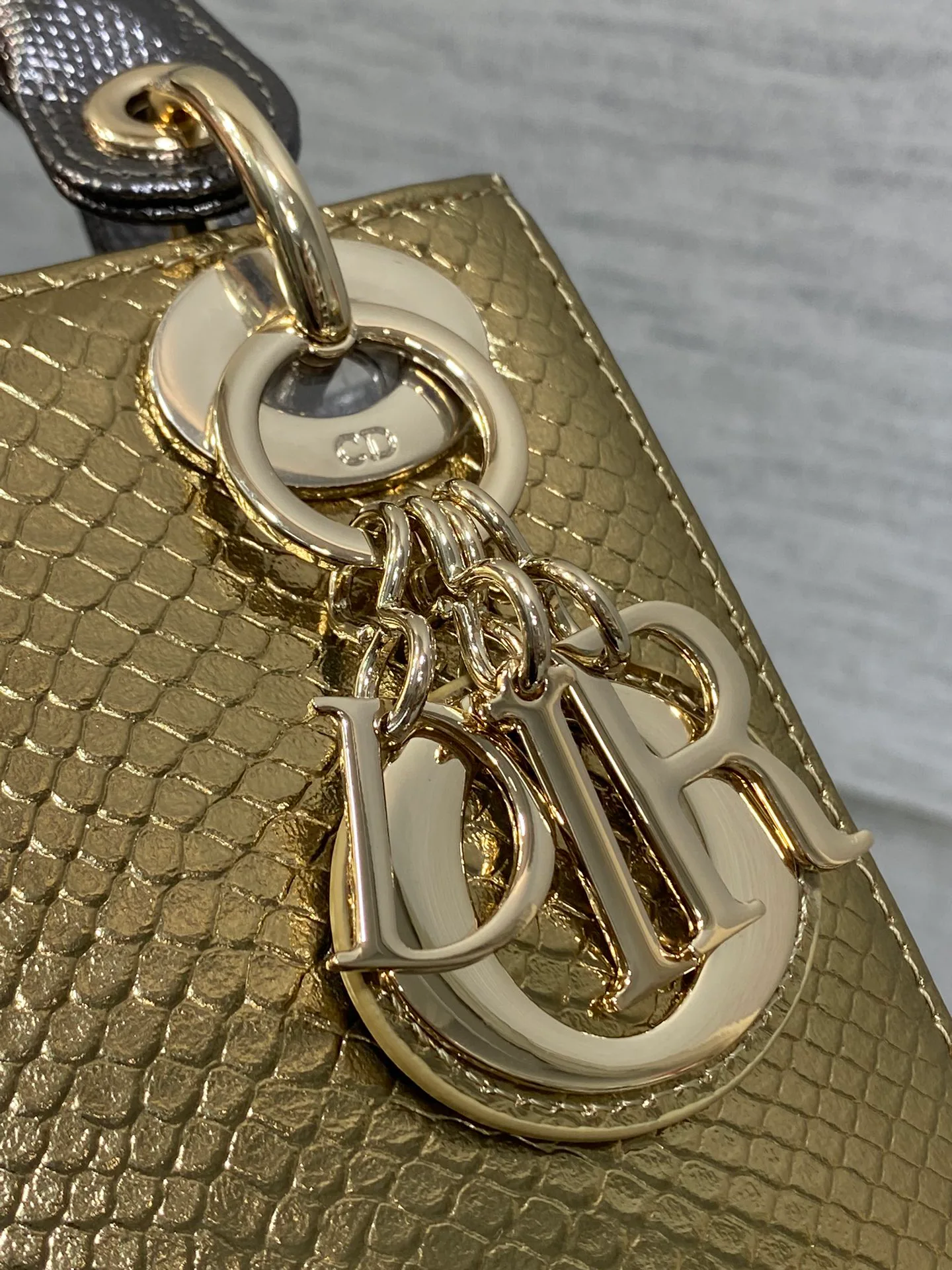Классические Сумки Женские Christian Dior 12817888