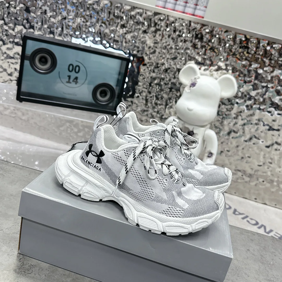 Кроссовки Женские Balenciaga 17217