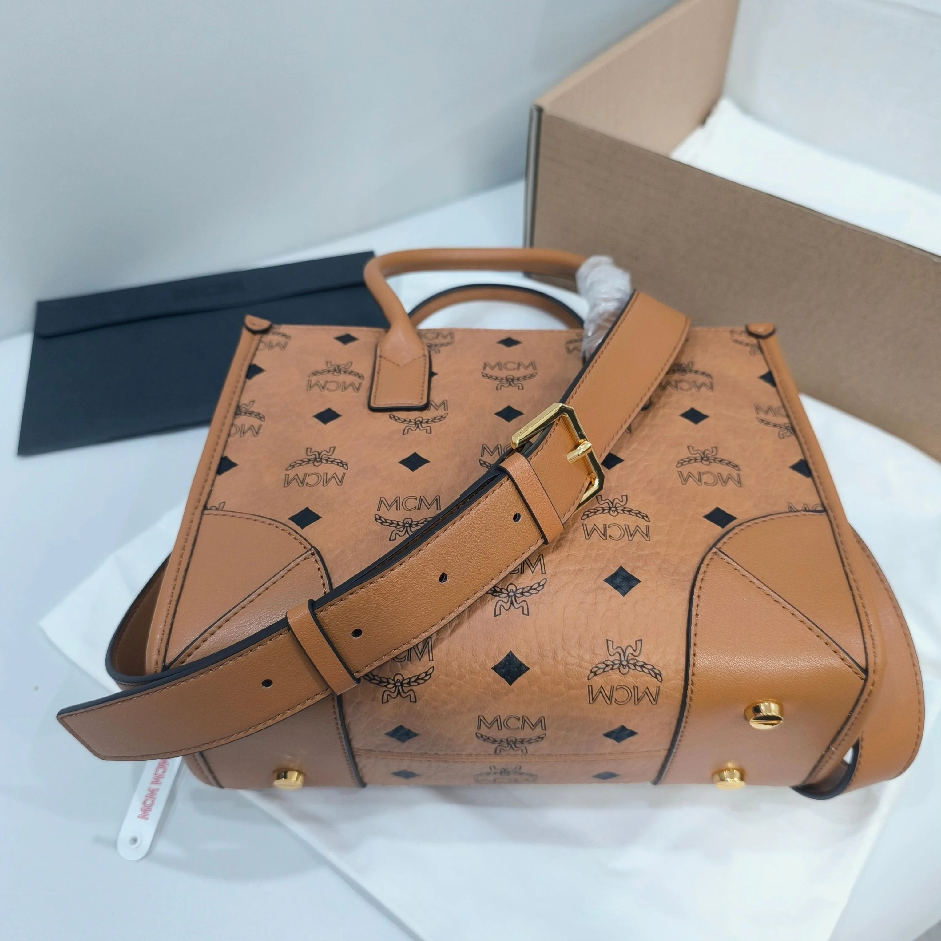 Классические Сумки Женские Mcm 18223308
