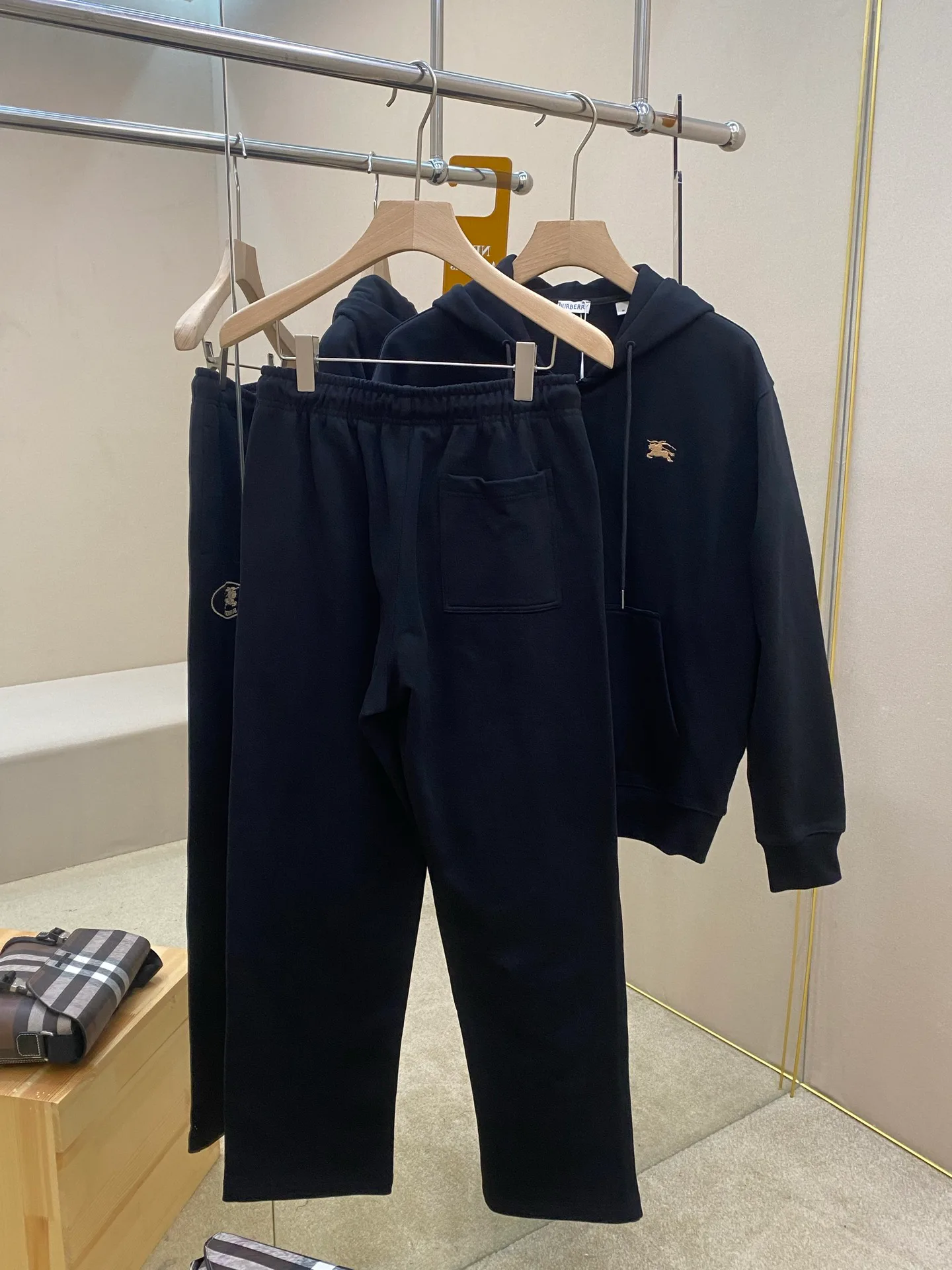 Спортивные Костюмы Женские Burberry 18991618