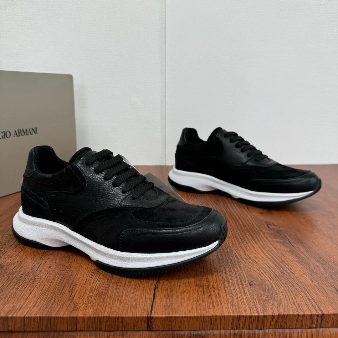 Кроссовки Женские Armani 18100460