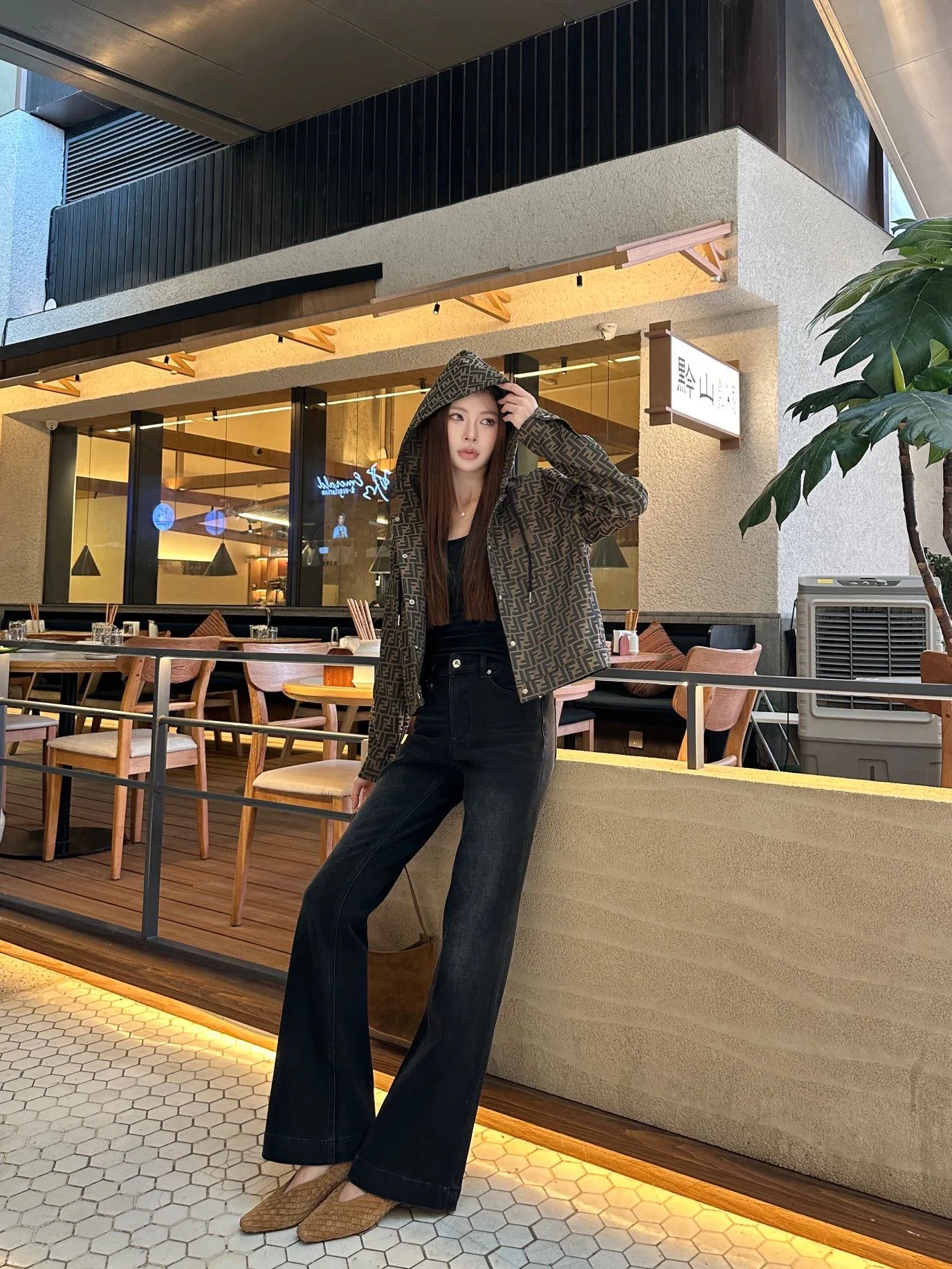 Куртки И Пуховики Женские Fendi 18501776