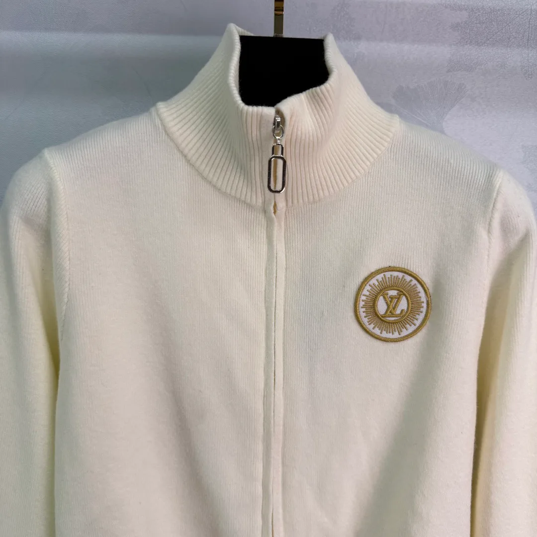 Куртки И Пуховики Женские Louis Vuitton 144617