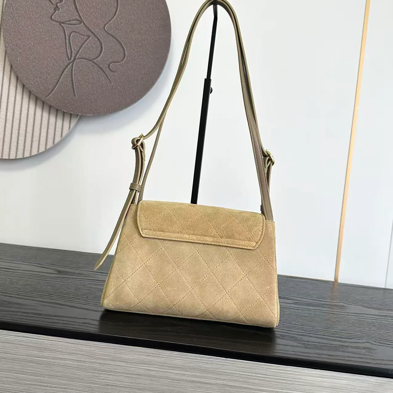 Классические Сумки Женские Chanel 18058420