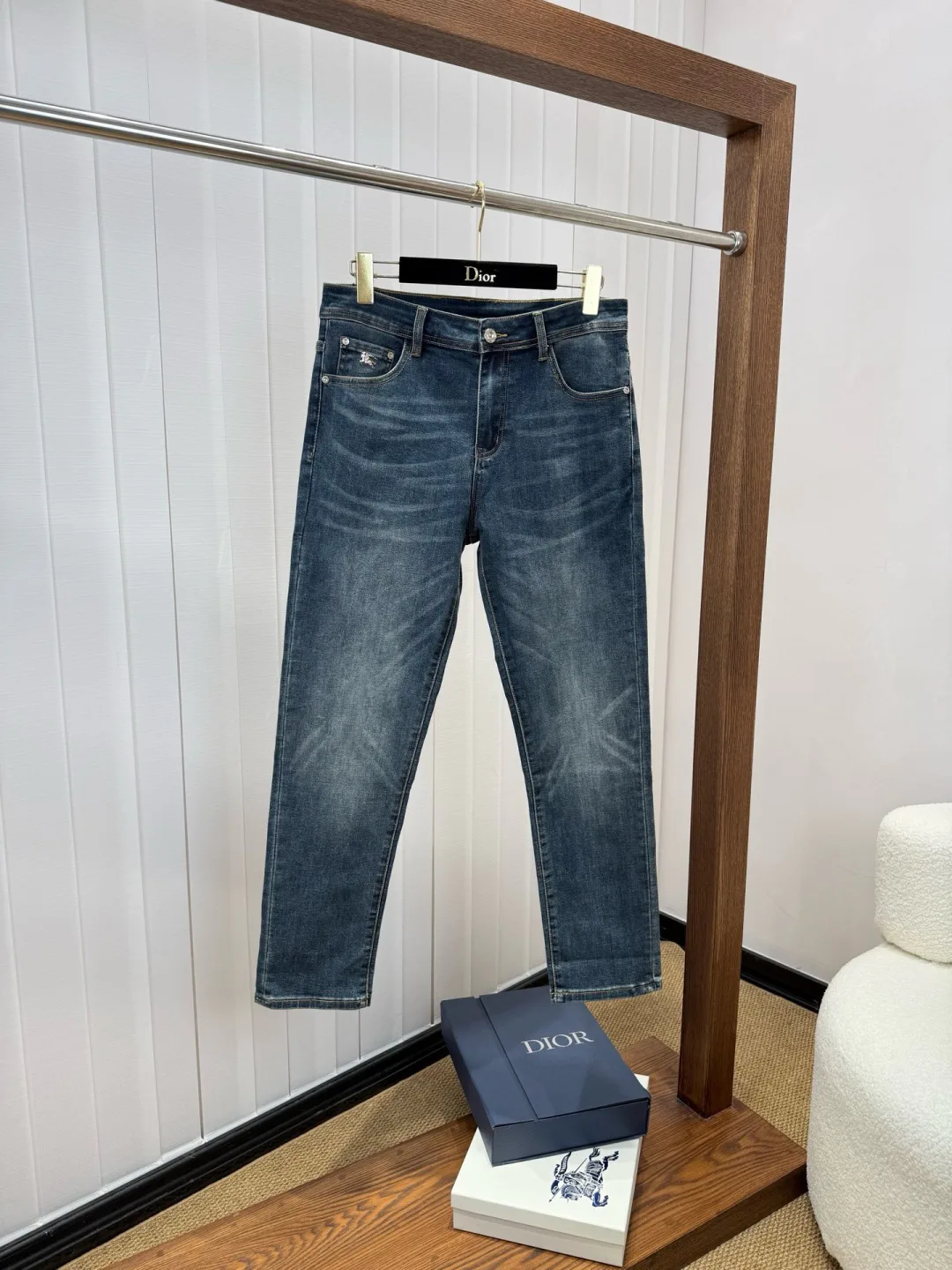 Джинсы Мужские Burberry 17037230