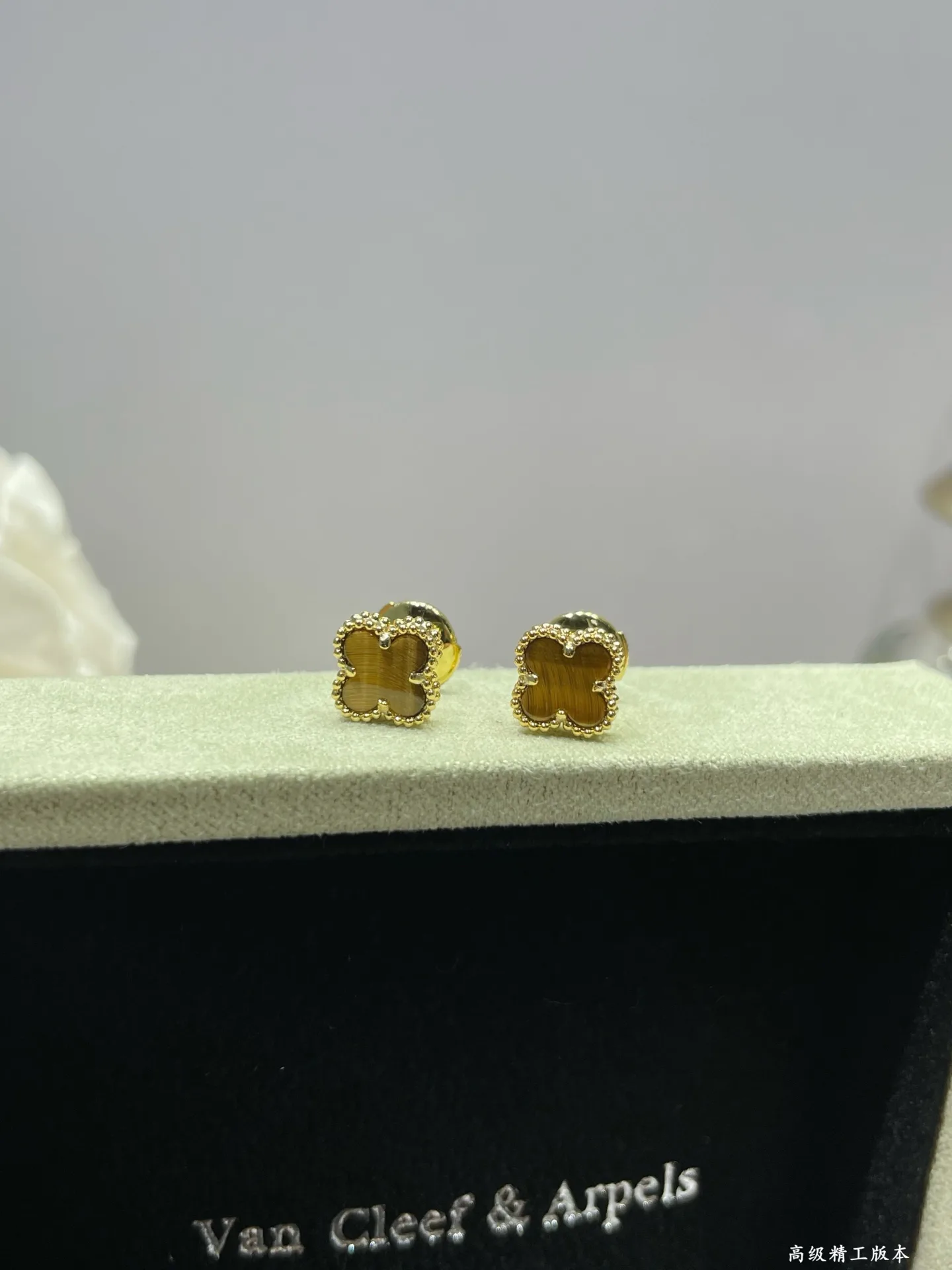 Бижутерия Van Cleef & Arpels 151653