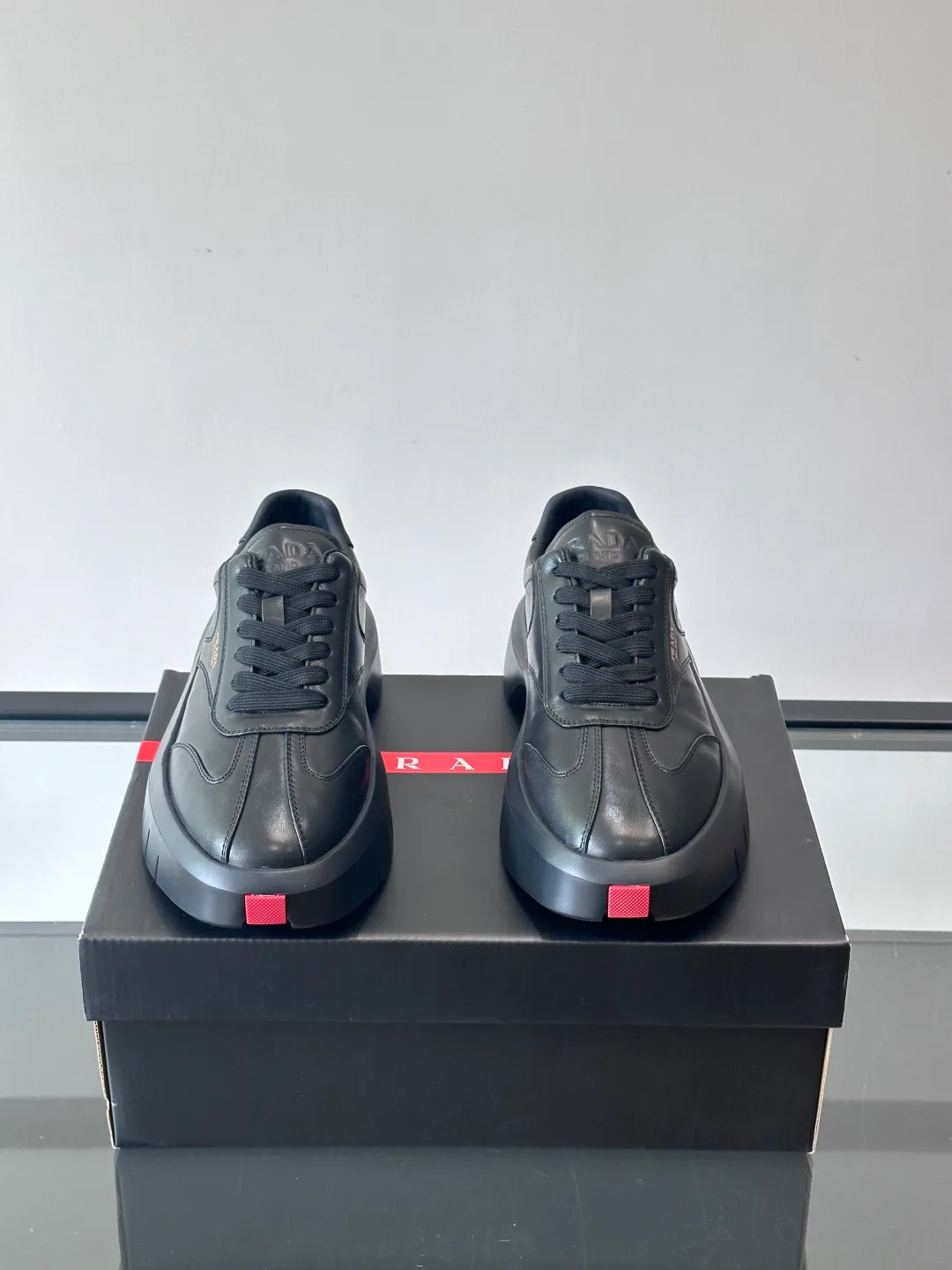 Кроссовки Мужские Prada 10822671