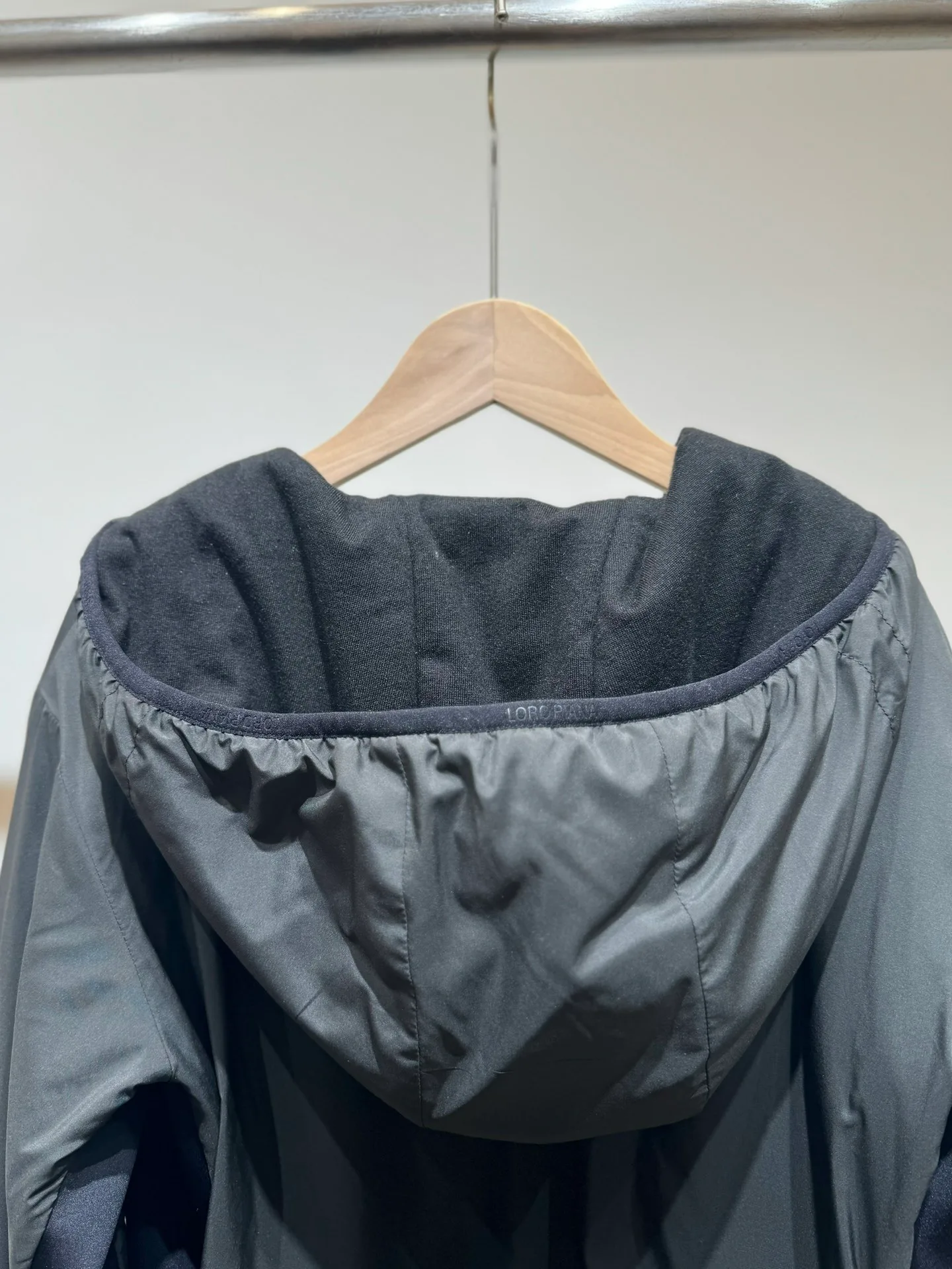 Куртки И Пуховики Женские Loro Piana 183247