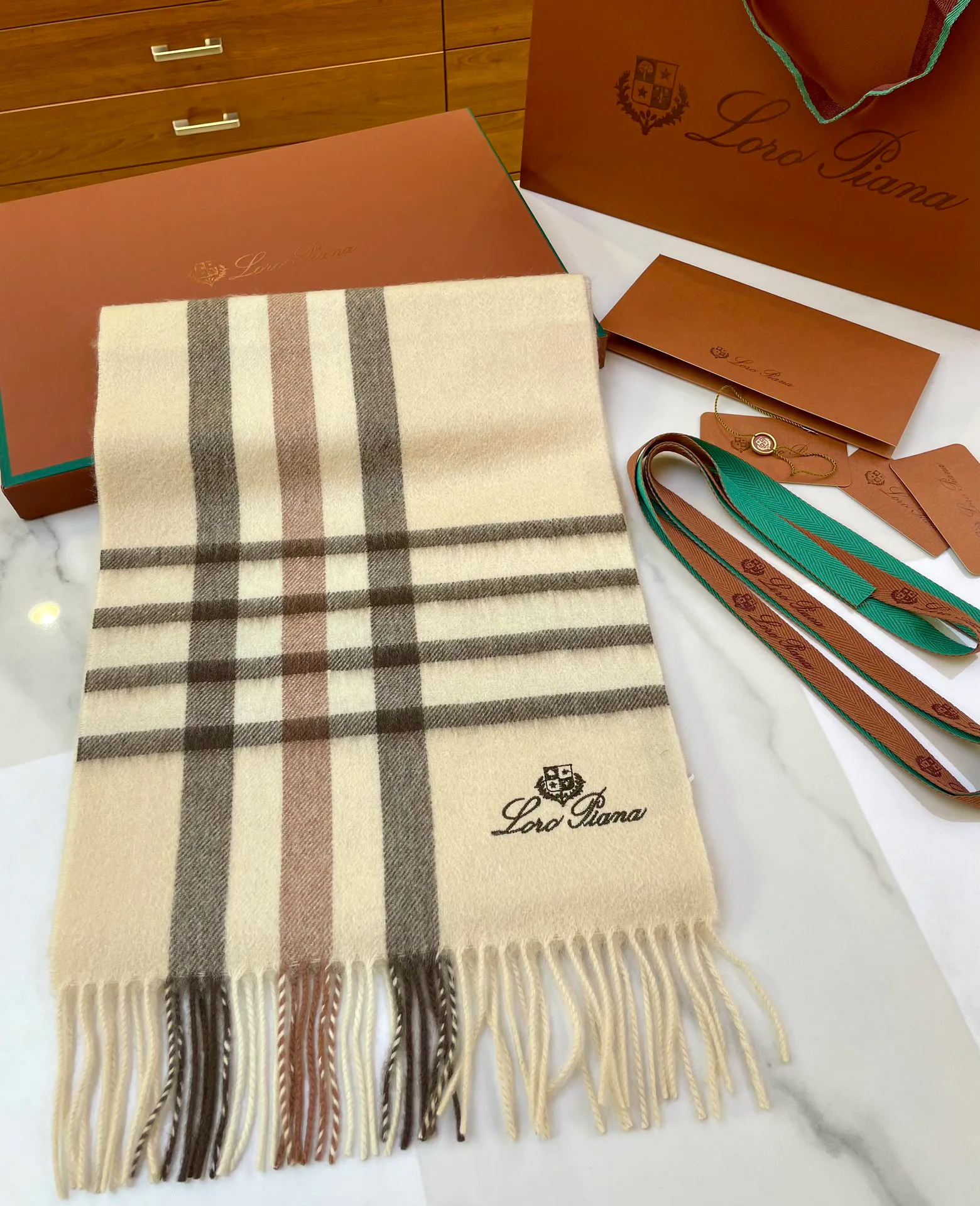 Шарфы Loro Piana 828398