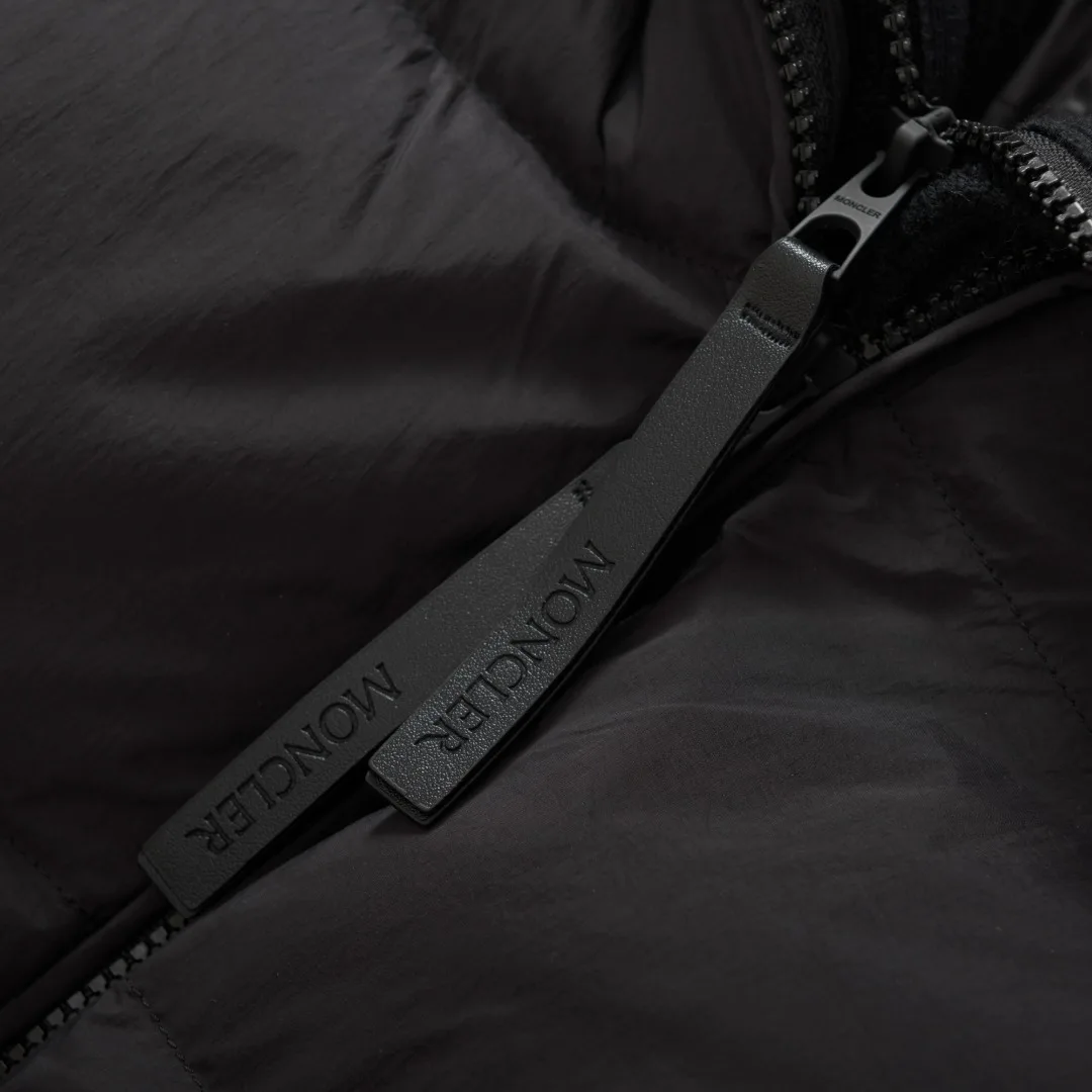 Куртки И Пуховики Женские Moncler 17964857