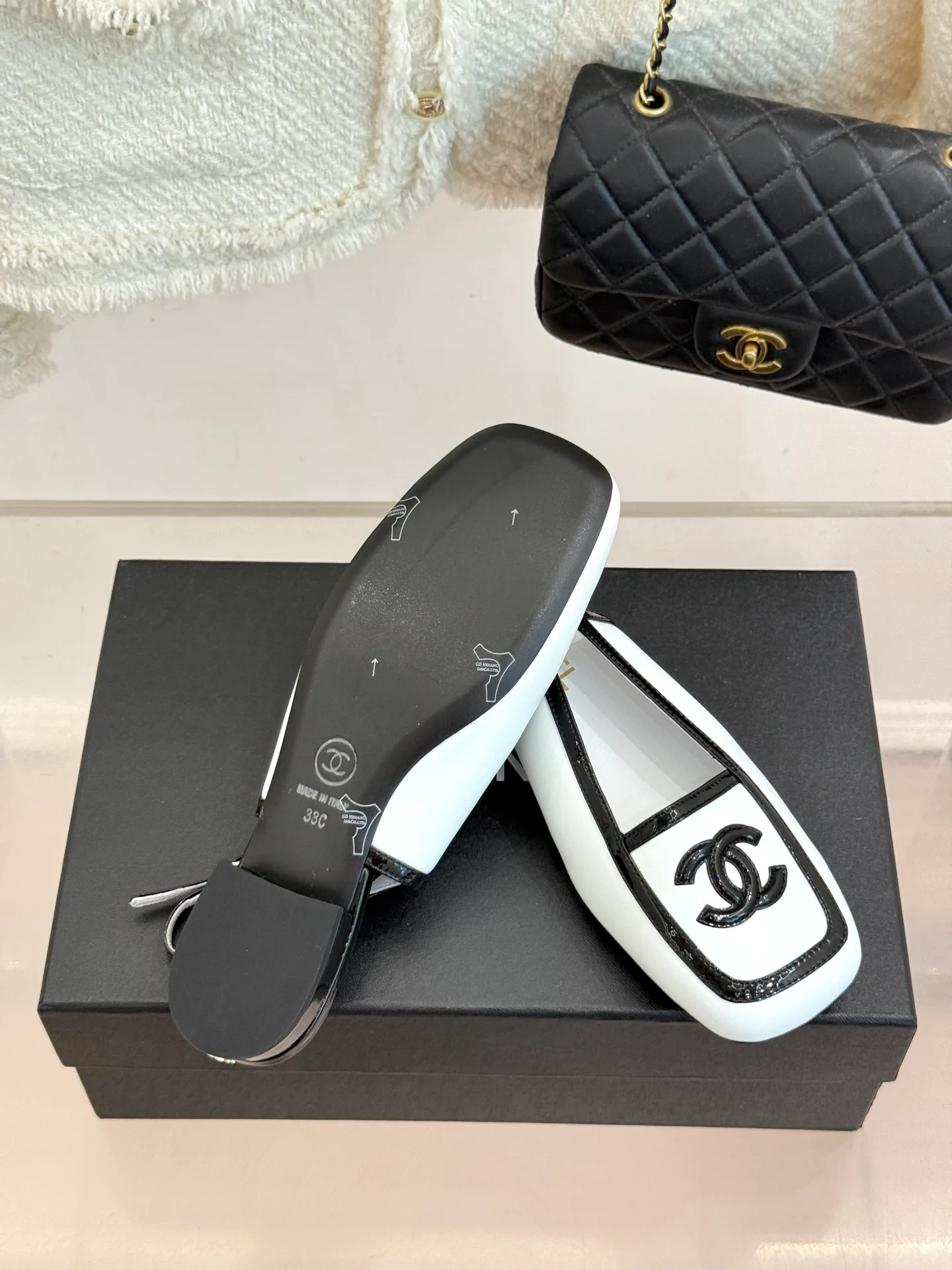 Босоножки Женские Chanel 17616176