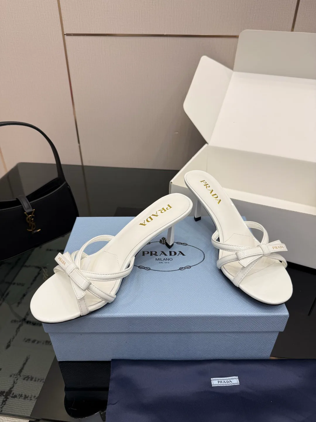 Босоножки Женские Prada 16960882