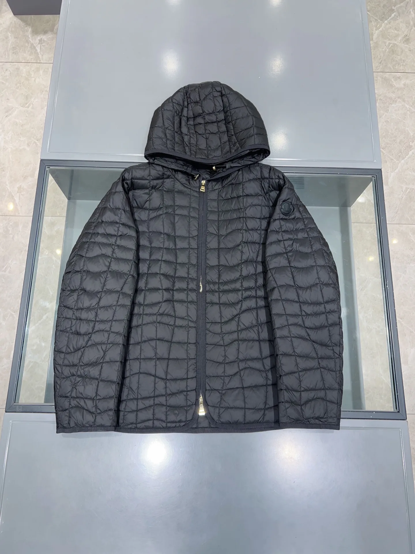 Куртки И Пуховики Женские Moncler 19048128