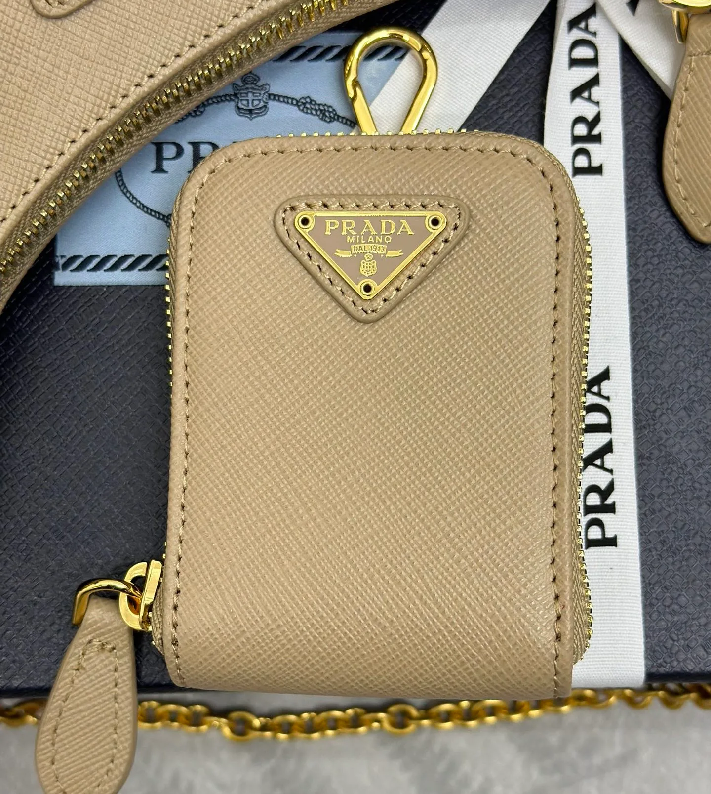 Сумки На Ремне Женские Prada 11788430