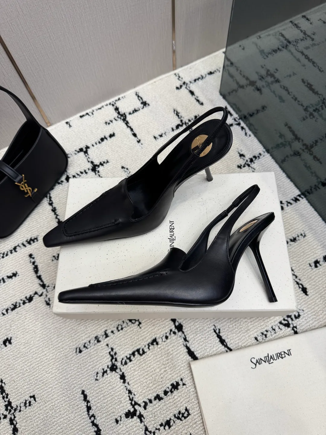 Туфли Женские Saint Laurent 18237760