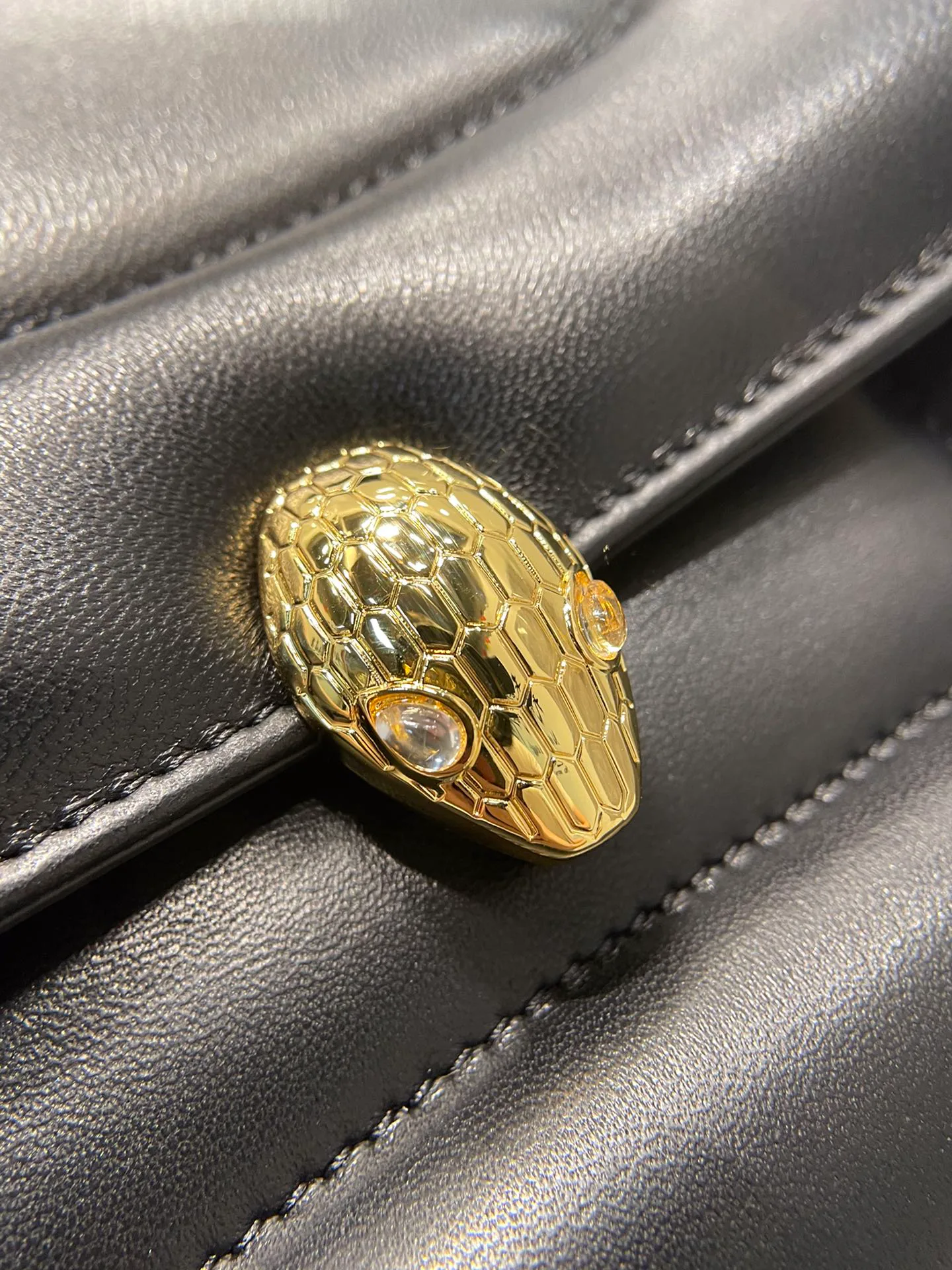 Классические Сумки Женские Bvlgari 5080423