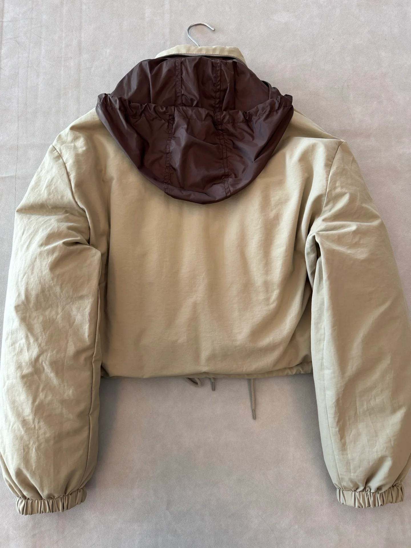 Куртки И Пуховики Женские Prada 19174978