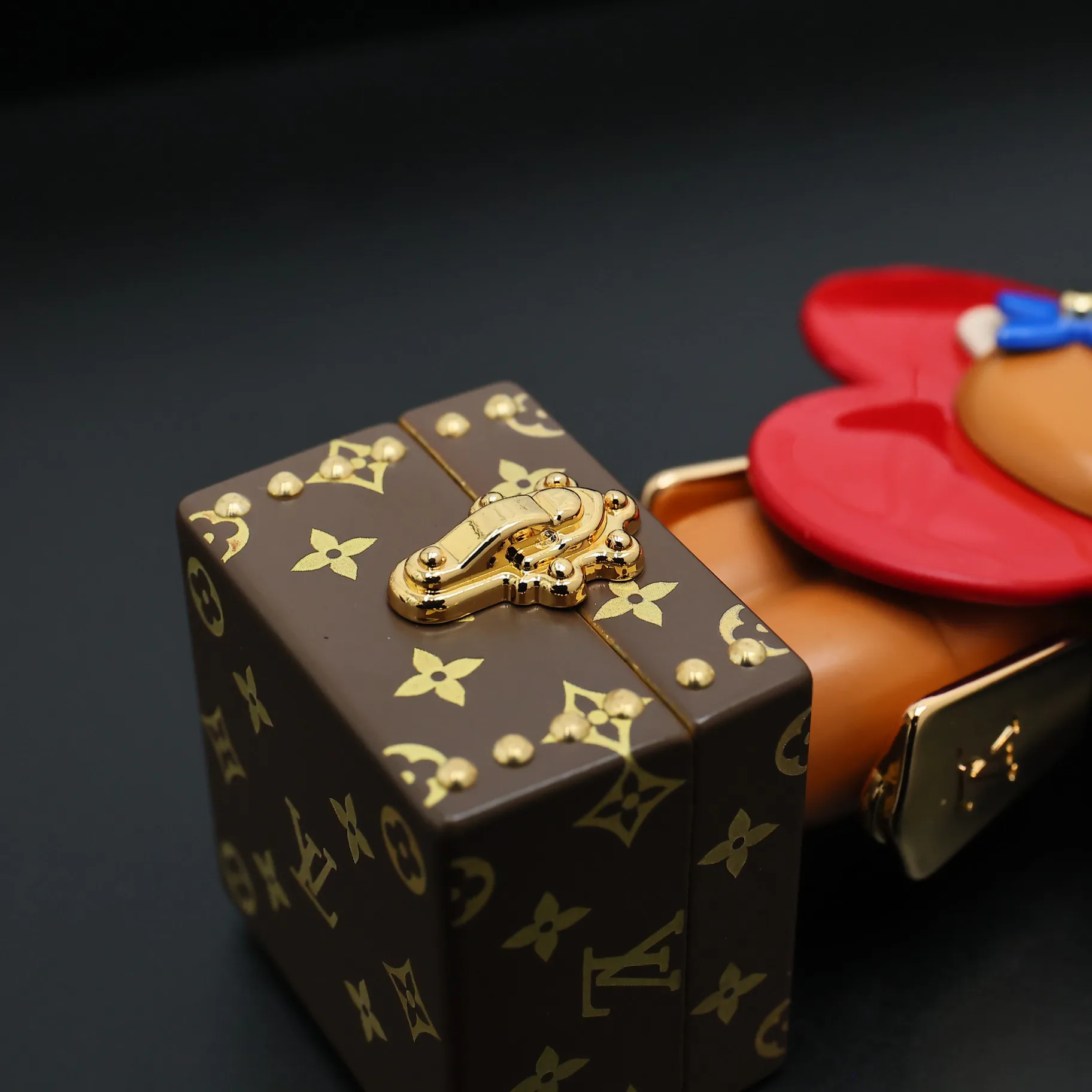 Ключницы Louis Vuitton 909915