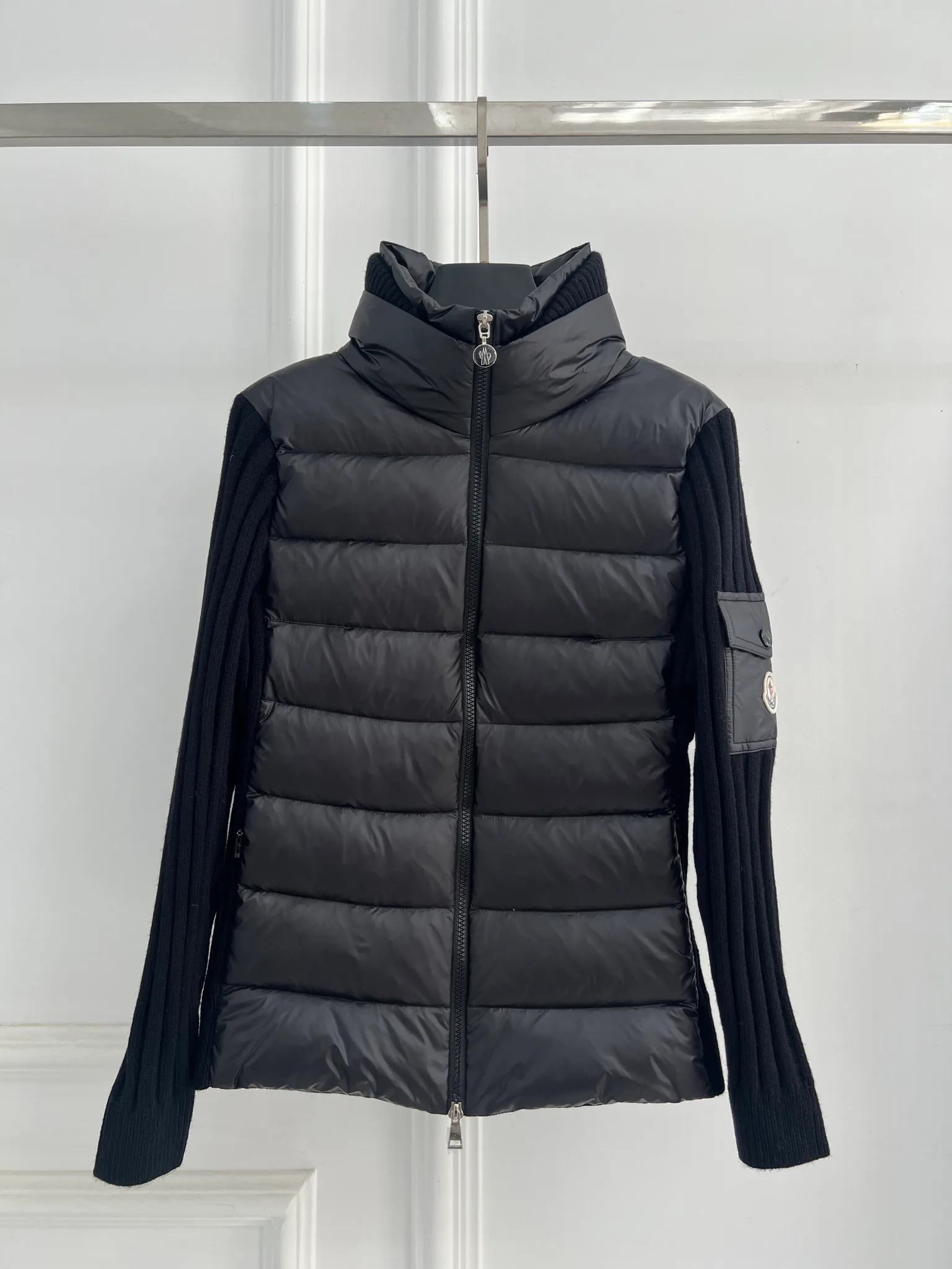 Куртки И Пуховики Женские Moncler 18416277