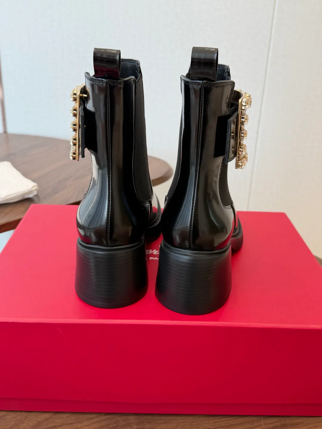 Ботинки Женские Roger Vivier 19587164