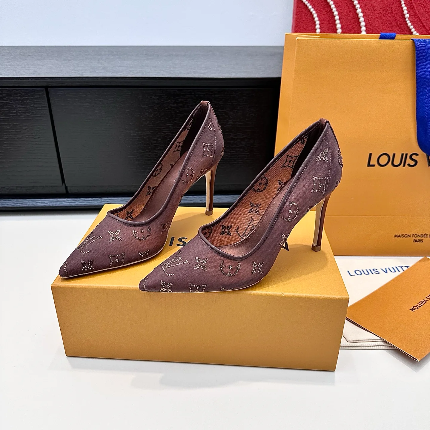 Туфли Женские Louis Vuitton 11419701