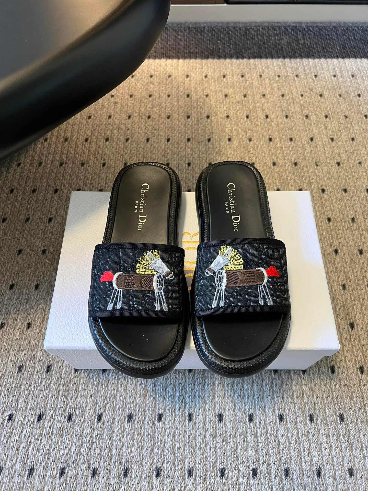 Шлепанцы Женские Christian Dior 11497643