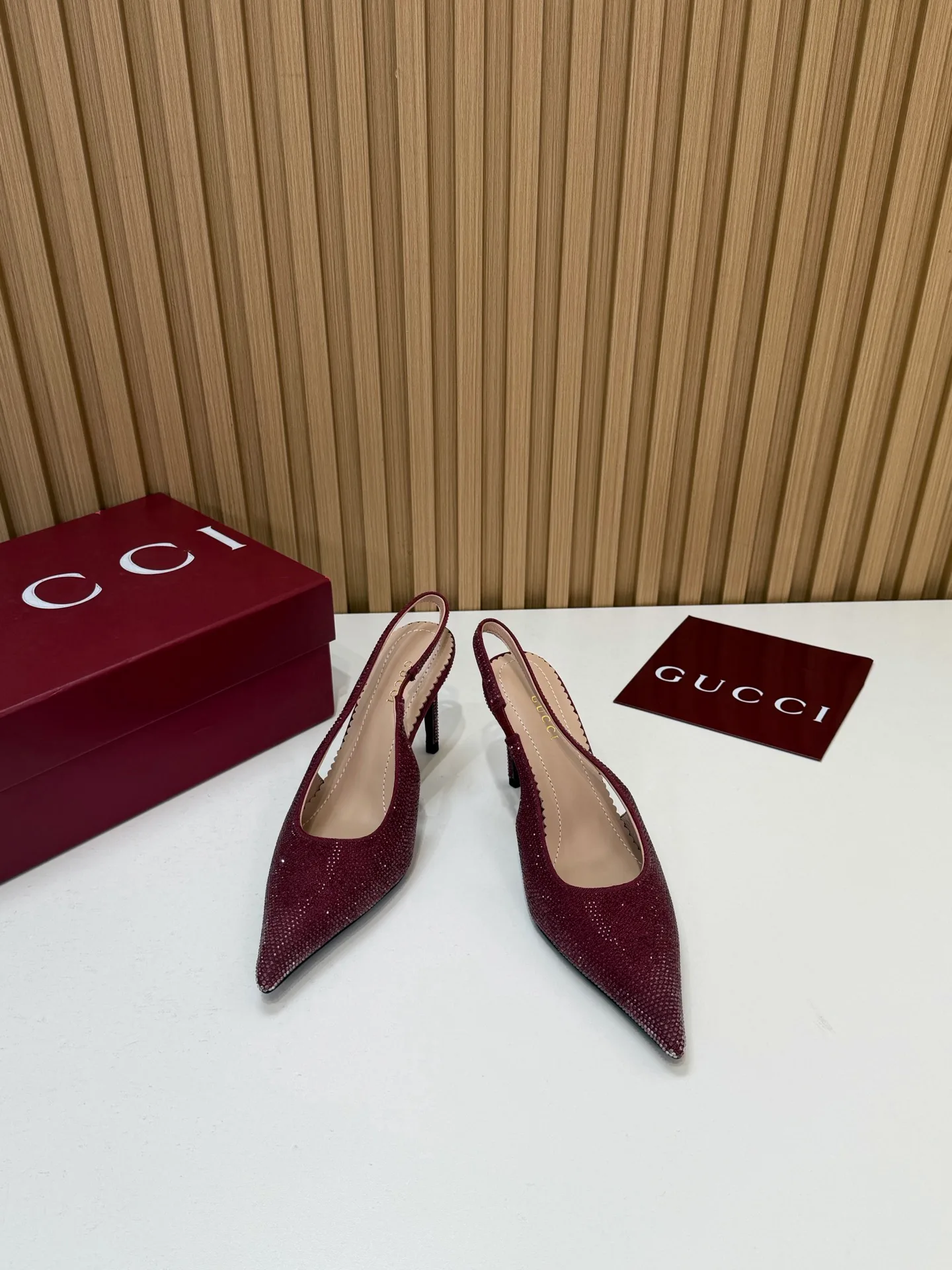Туфли Женские Gucci 18676785