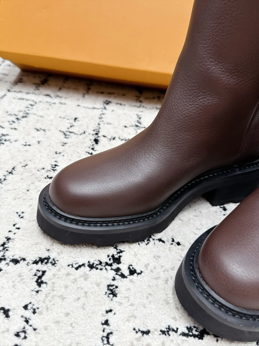 Сапоги Женские Louis Vuitton 18454481