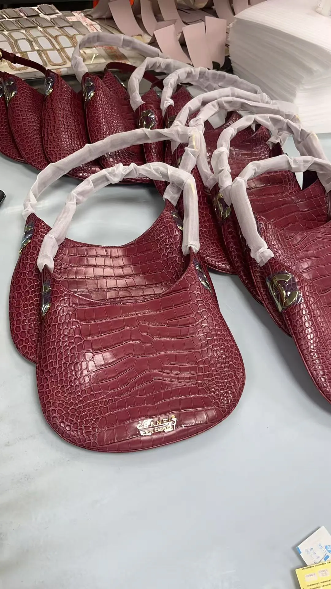 Классические Сумки Женские Chanel 17657512