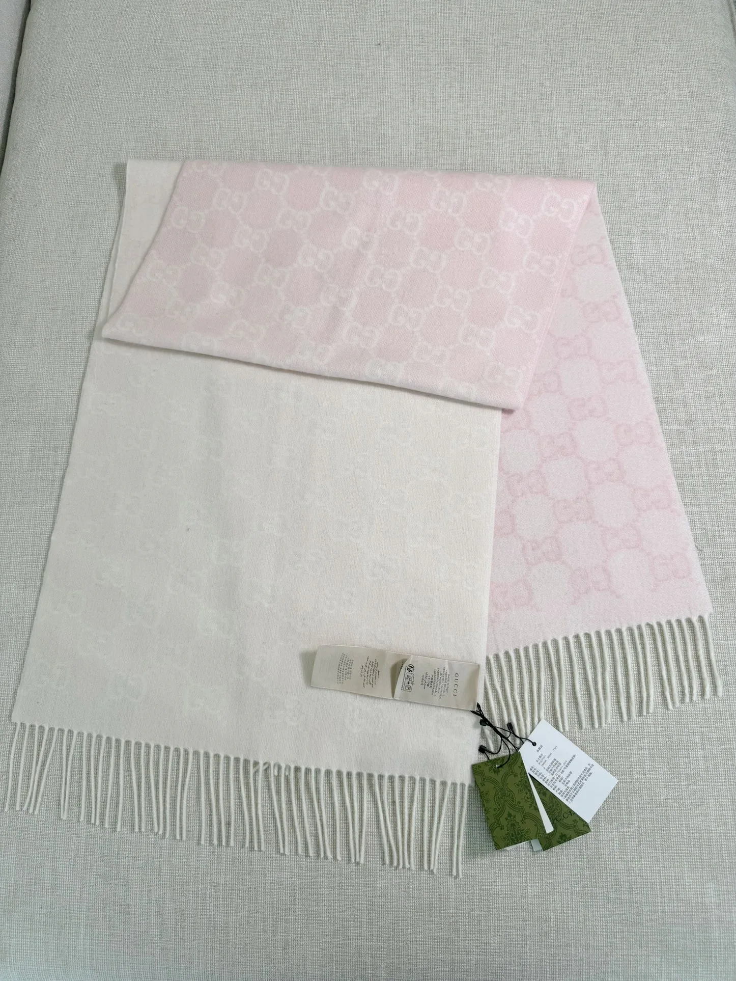 Шарфы Gucci 2202