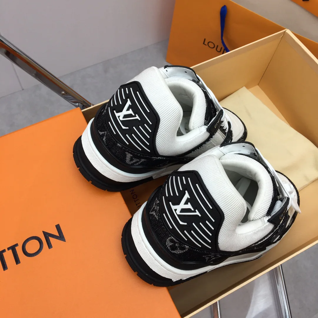 Кроссовки Женские Louis Vuitton 3290