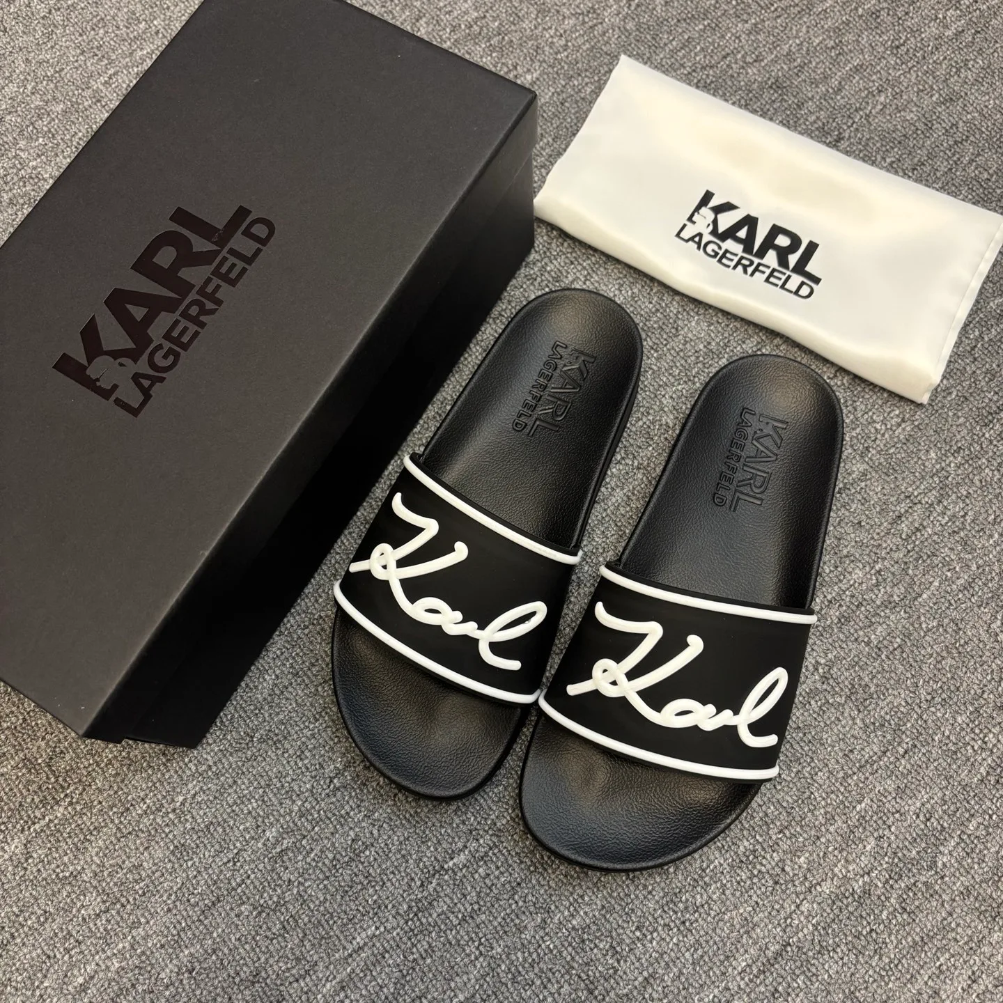 Шлепанцы Женские Karl Lagerfeld 11632813