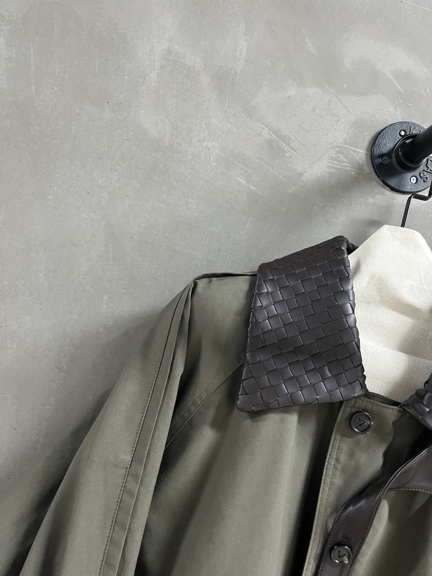 Куртки И Пуховики Женские Bottega Veneta 18172947