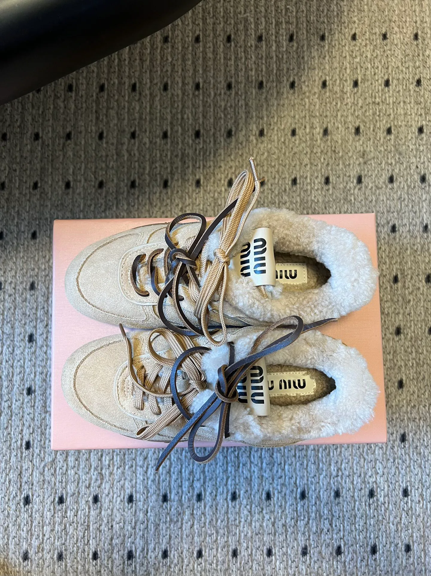 Кроссовки Женские Miu Miu 334573