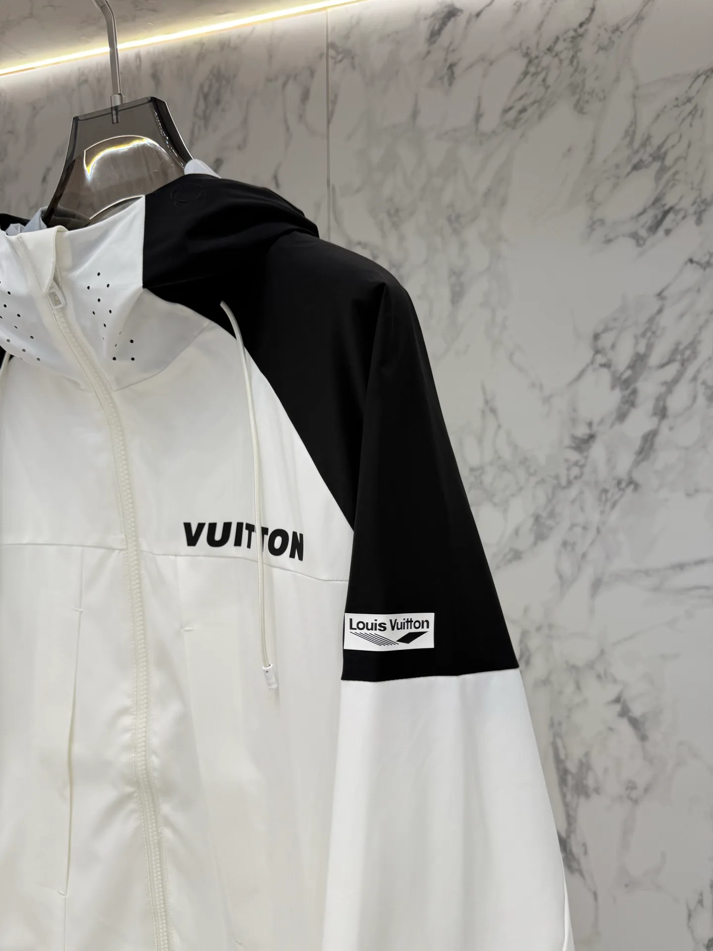 Куртки И Пуховики Мужские Louis Vuitton 11210338