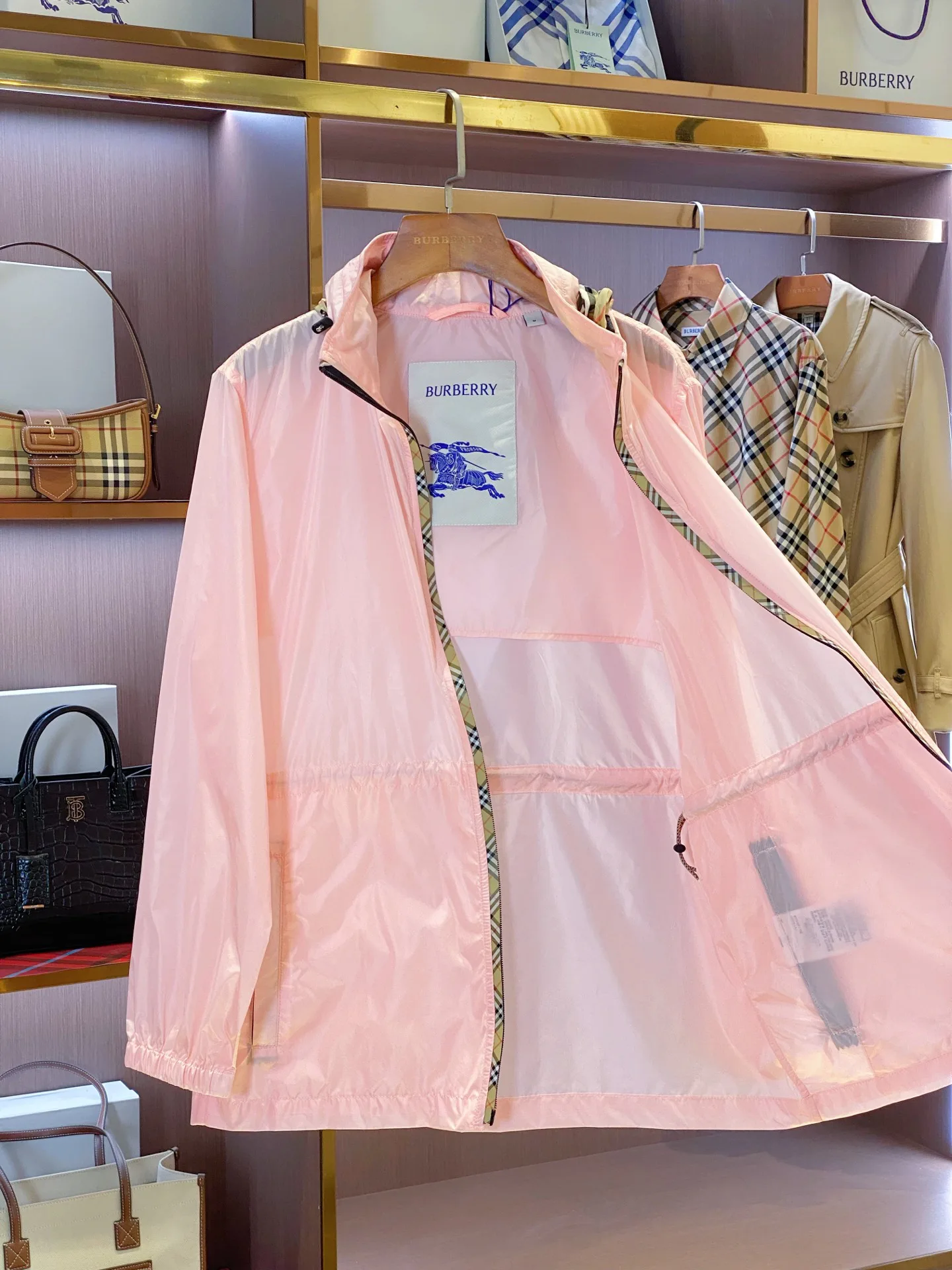 Куртки И Пуховики Женские Burberry 16927091