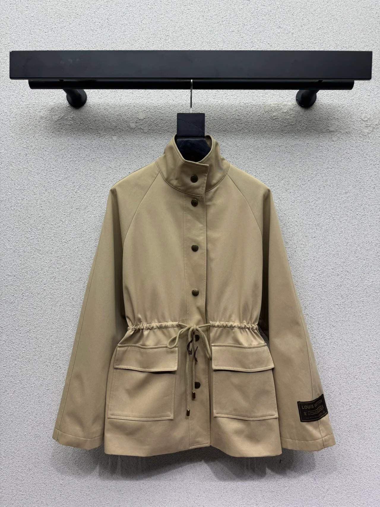 Куртки И Пуховики Женские Louis Vuitton 19760162