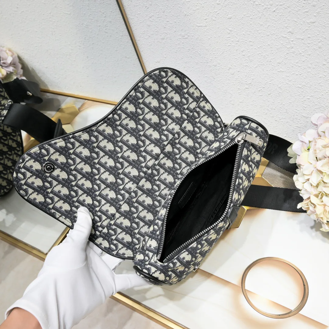 Классические Сумки Женские Christian Dior 11204068