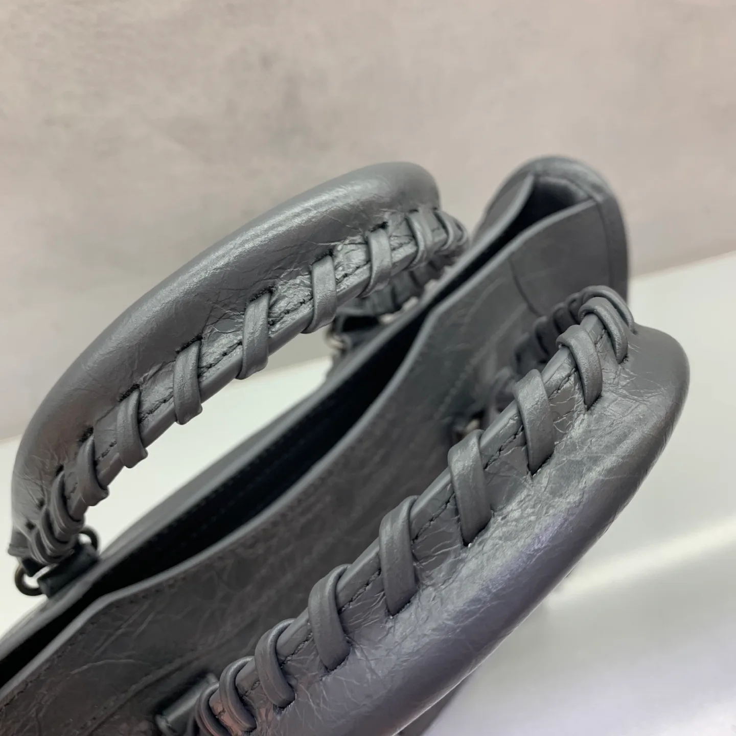 Классические Сумки Женские Balenciaga 18136151
