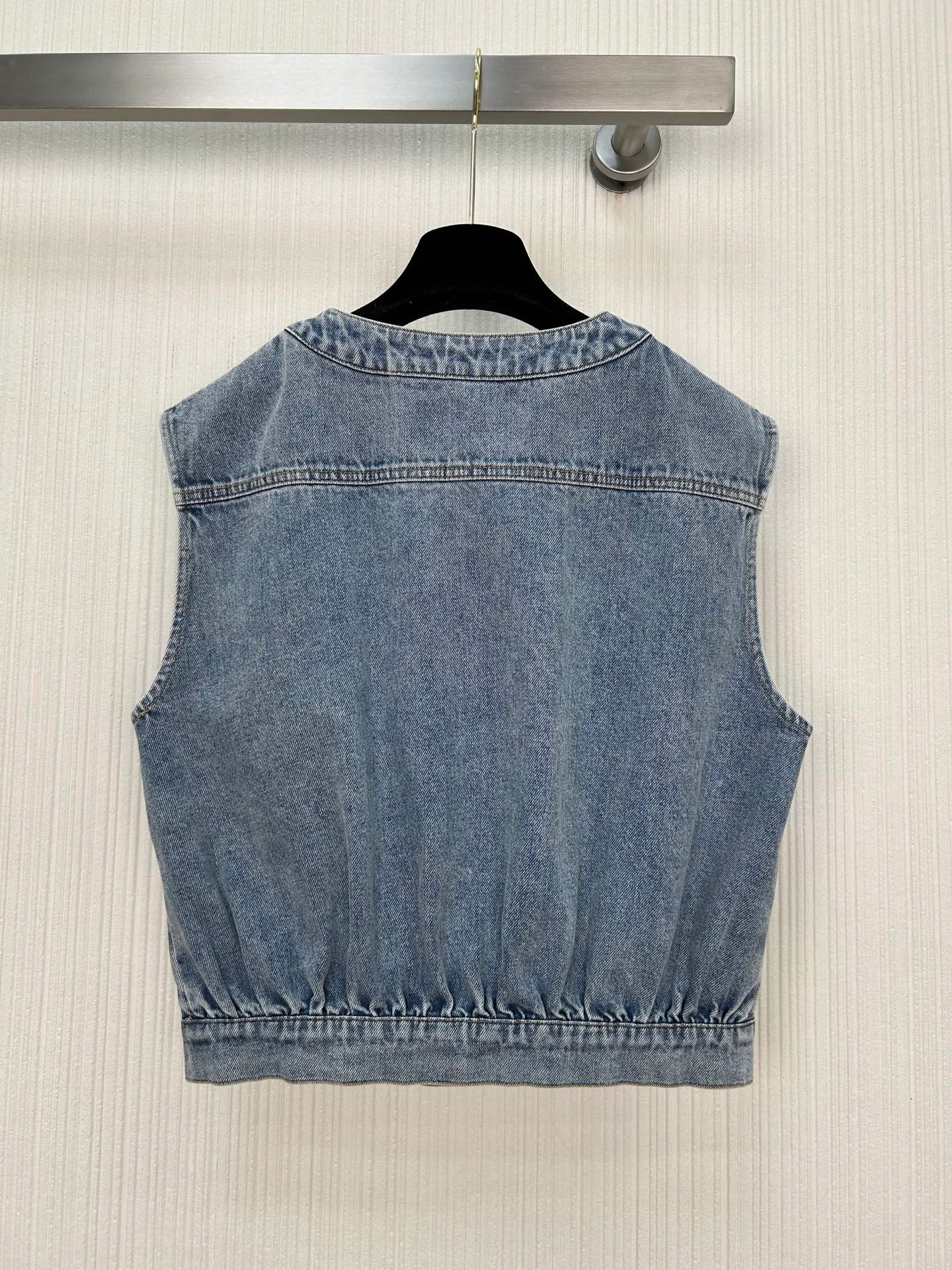 Жилеты Женские Chanel 1213469