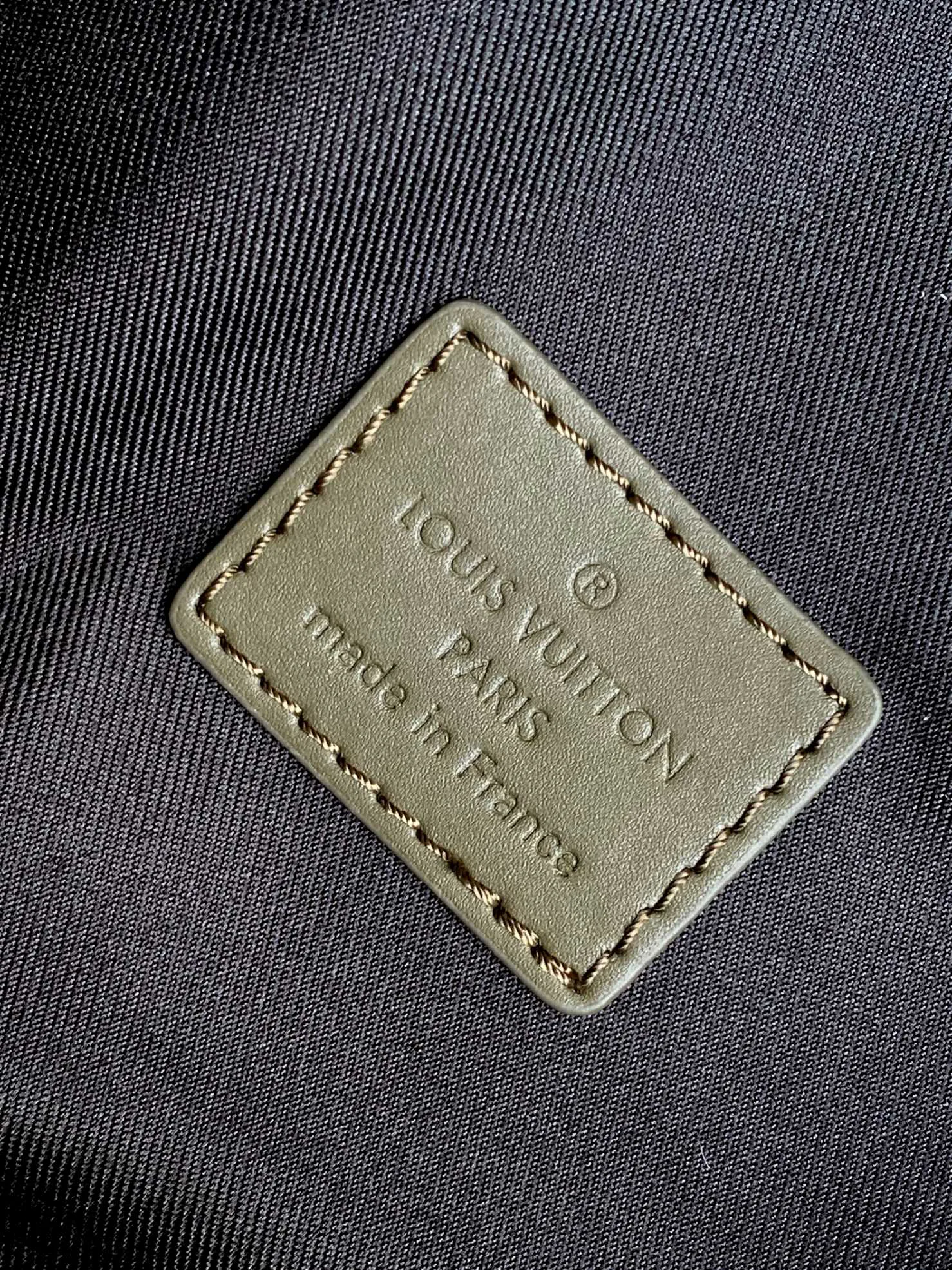 Рюкзаки Женские Louis Vuitton 13435262