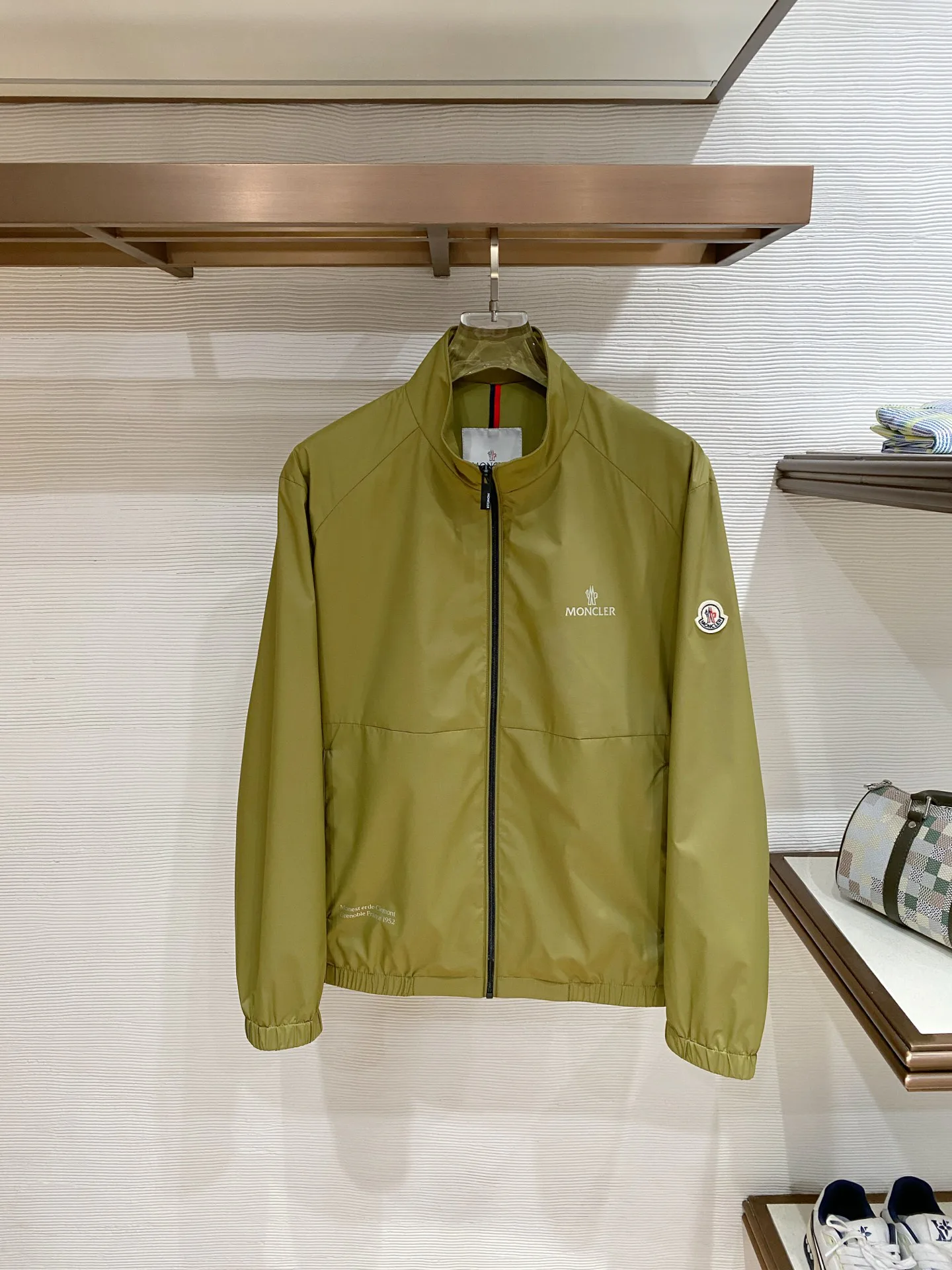 Пальто И Тренчи Мужские Moncler 11496526