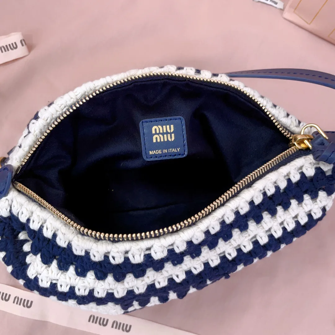 Классические Сумки Женские Miu Miu 11872274