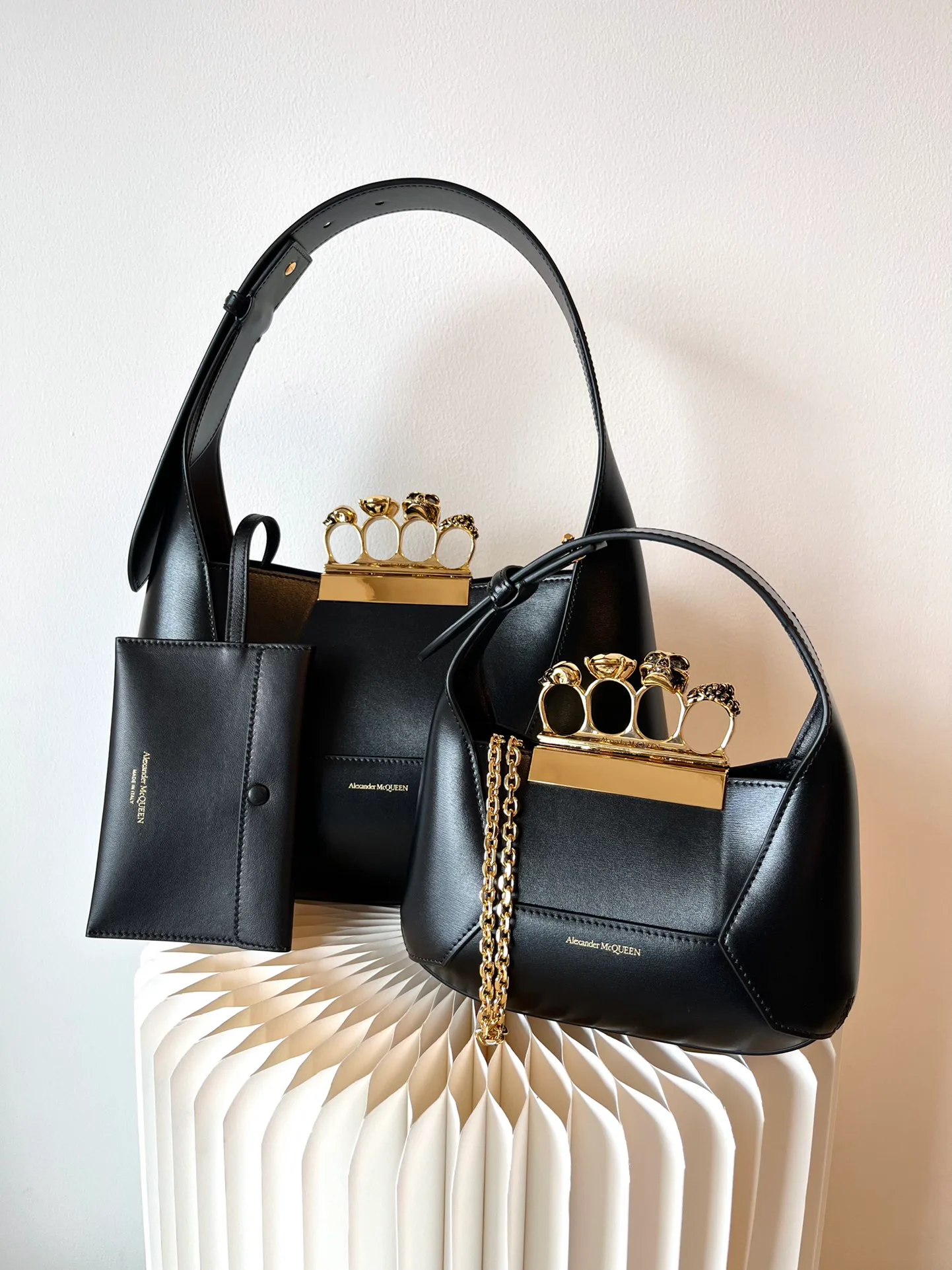 Сумки На Ремне Женские Alexander Mcqueen 11472515