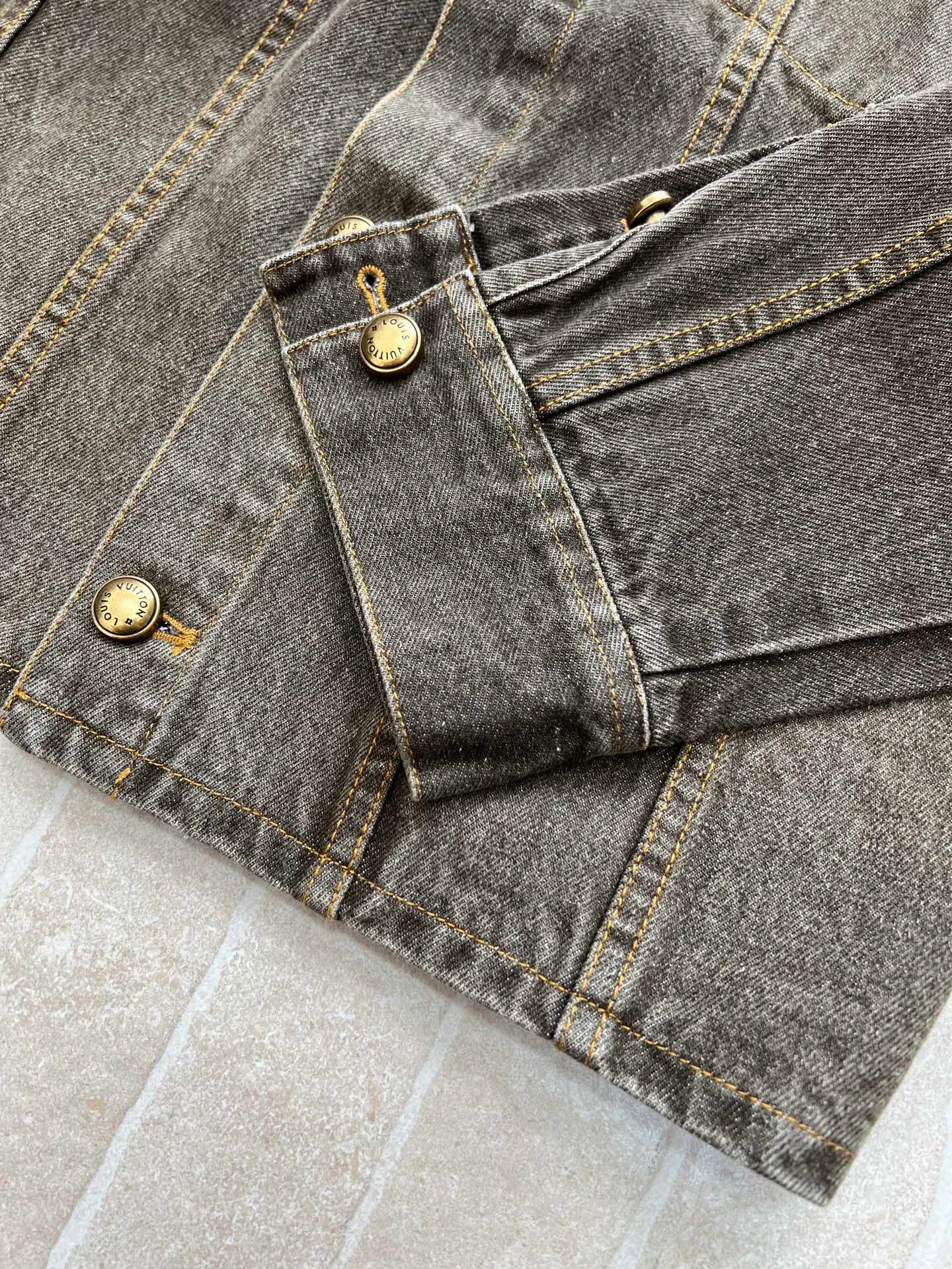 Куртки И Пуховики Мужские Louis Vuitton 11669830