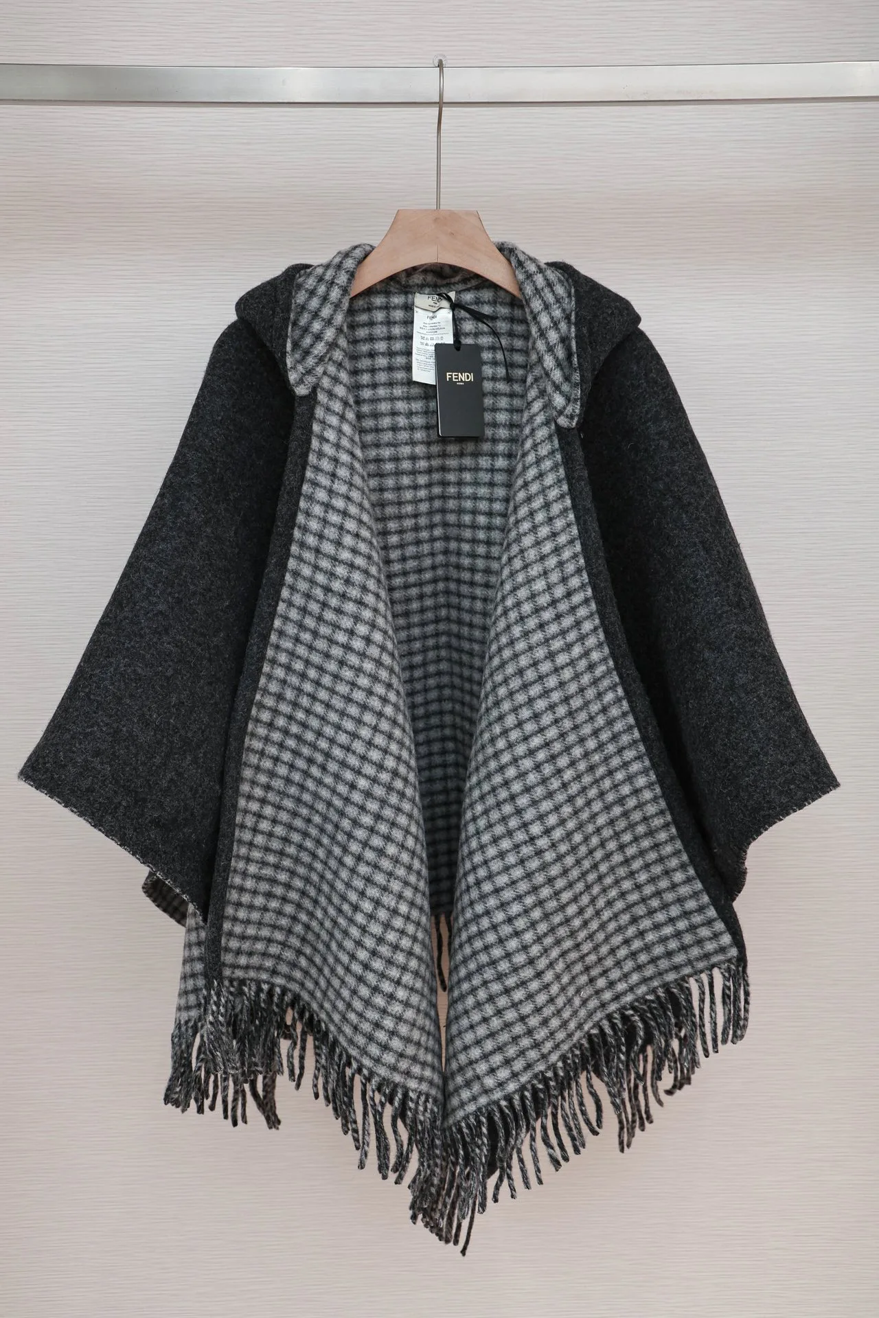 Шарфы Женские Fendi 185667